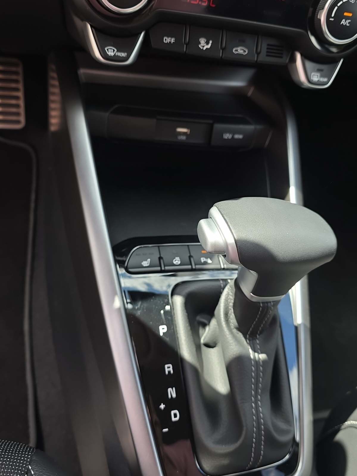 KIA Stonic 1.0 T-GDi GT-Line-image-13