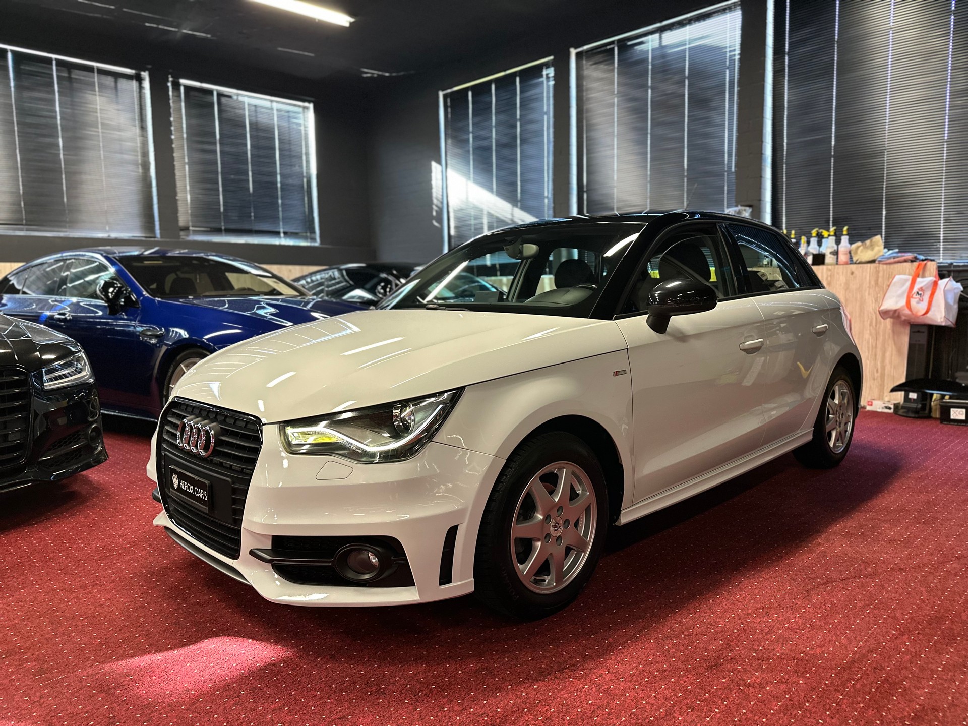 AUDI A1 Sportback 1.2 TFSI S-Line / ** Frisch ab MFK & Service / 12 MT Garantie **-image-8