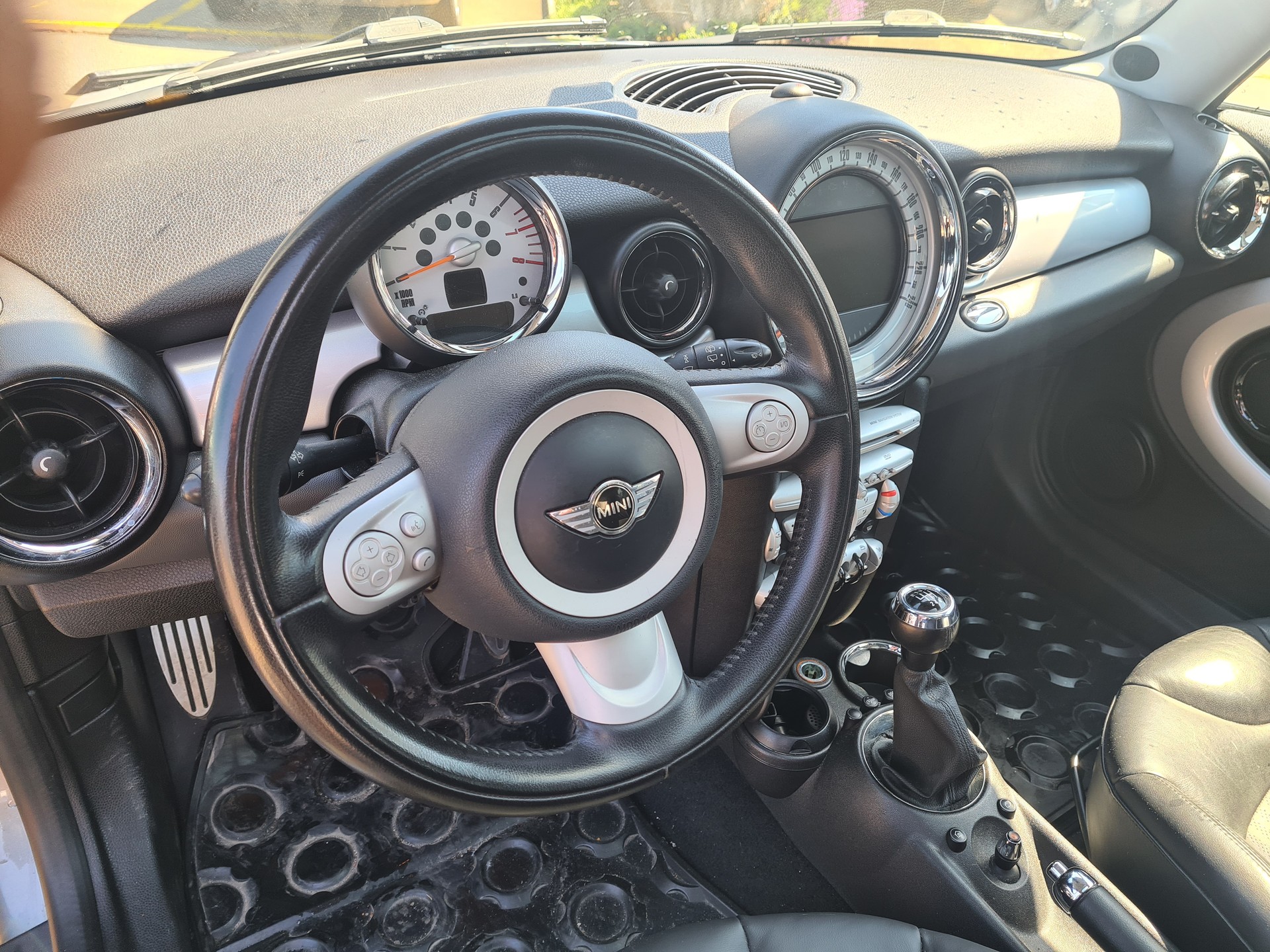 MINI Clubman Cooper S-image-5