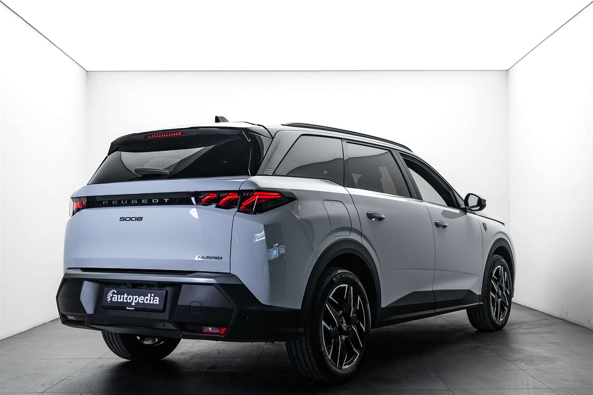 PEUGEOT 5008 145 Hybrid GT 7-Plätzer e-DCS-Automat-image-2