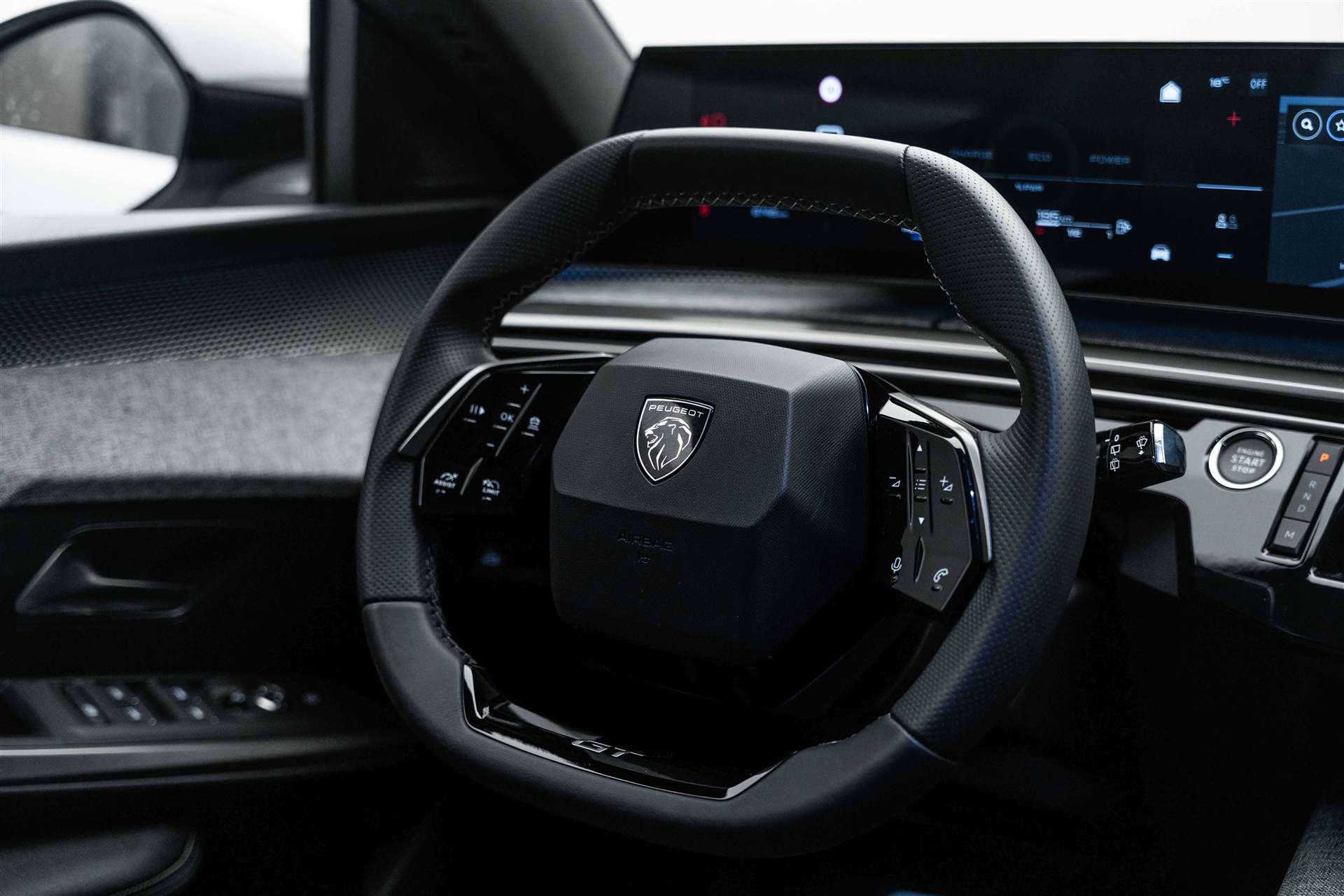 PEUGEOT 5008 145 Hybrid GT 7-Plätzer e-DCS-Automat-image-9