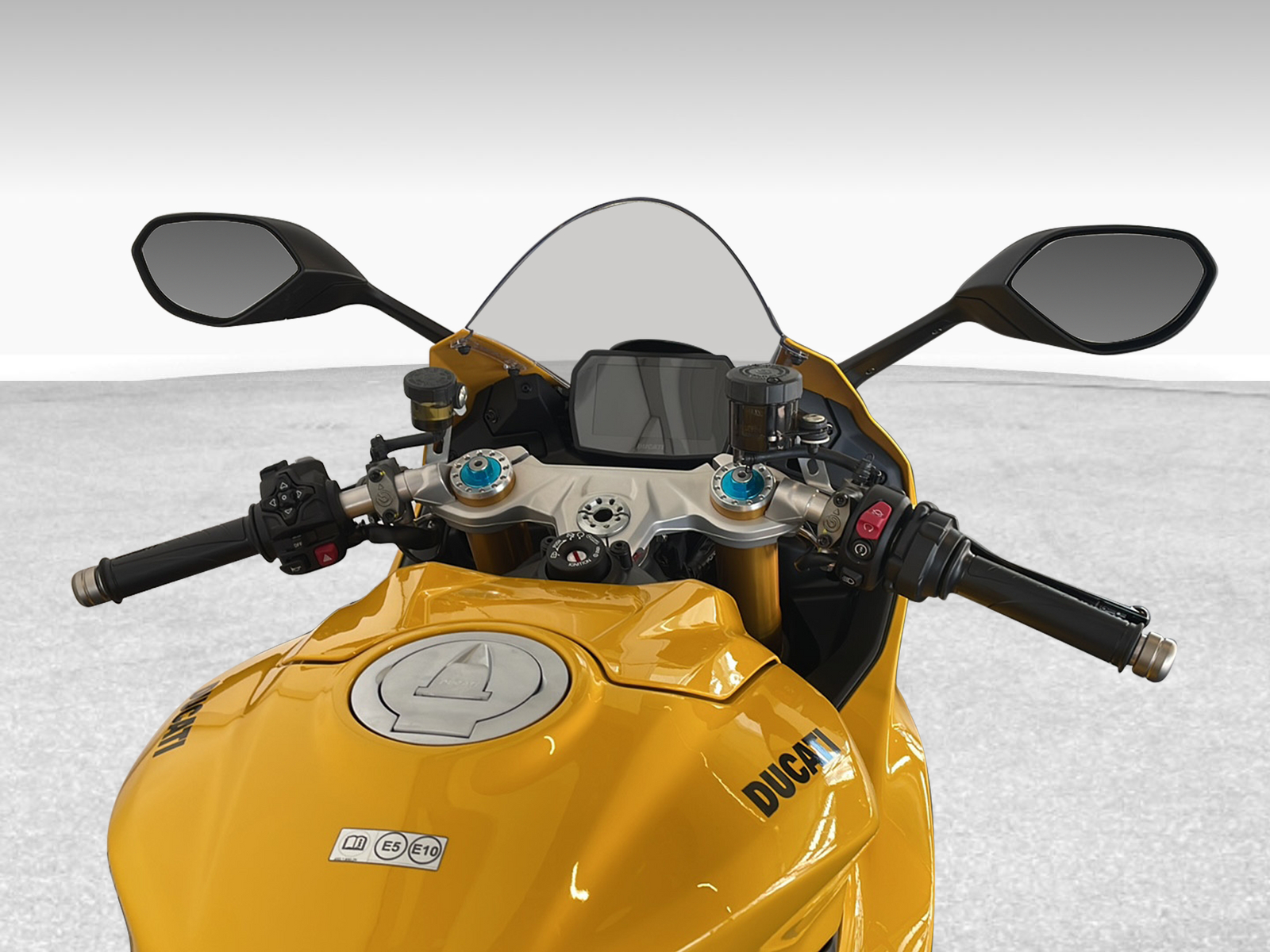 DUCATI 890 Superb. Panigale V2 S 35kW ABS-image-7