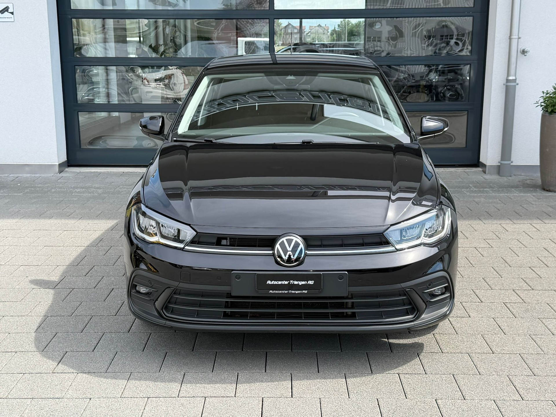 VW Polo 1.0 TSI Life DSG-image-2