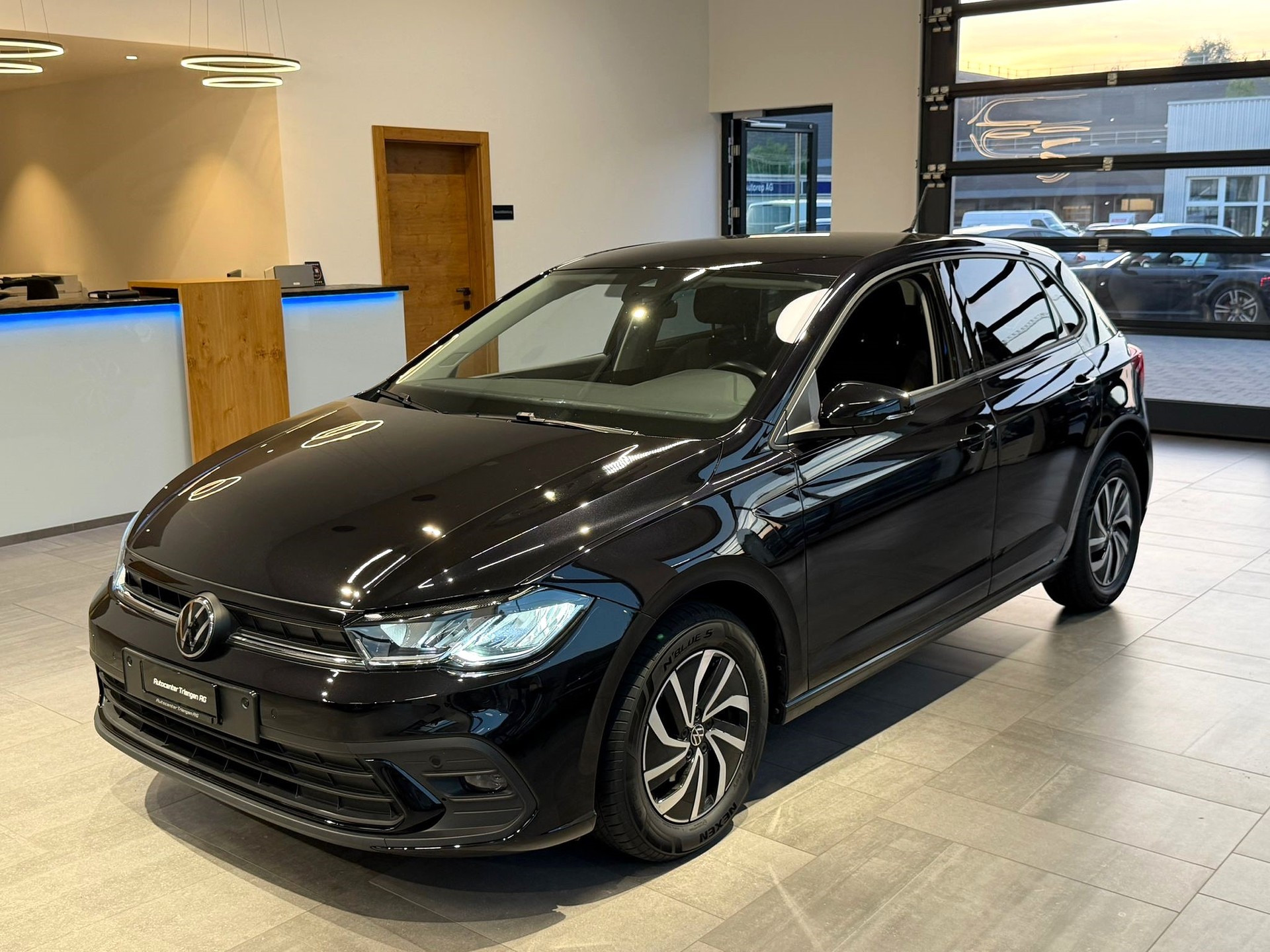 VW Polo 1.0 TSI Life DSG-image-11