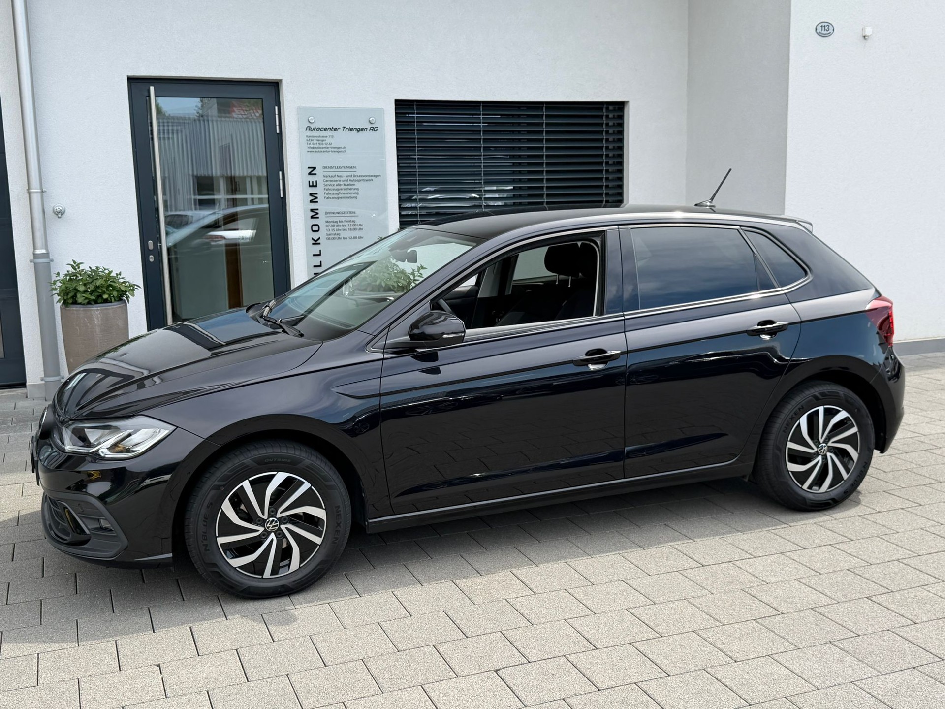 VW Polo 1.0 TSI Life DSG-image-9