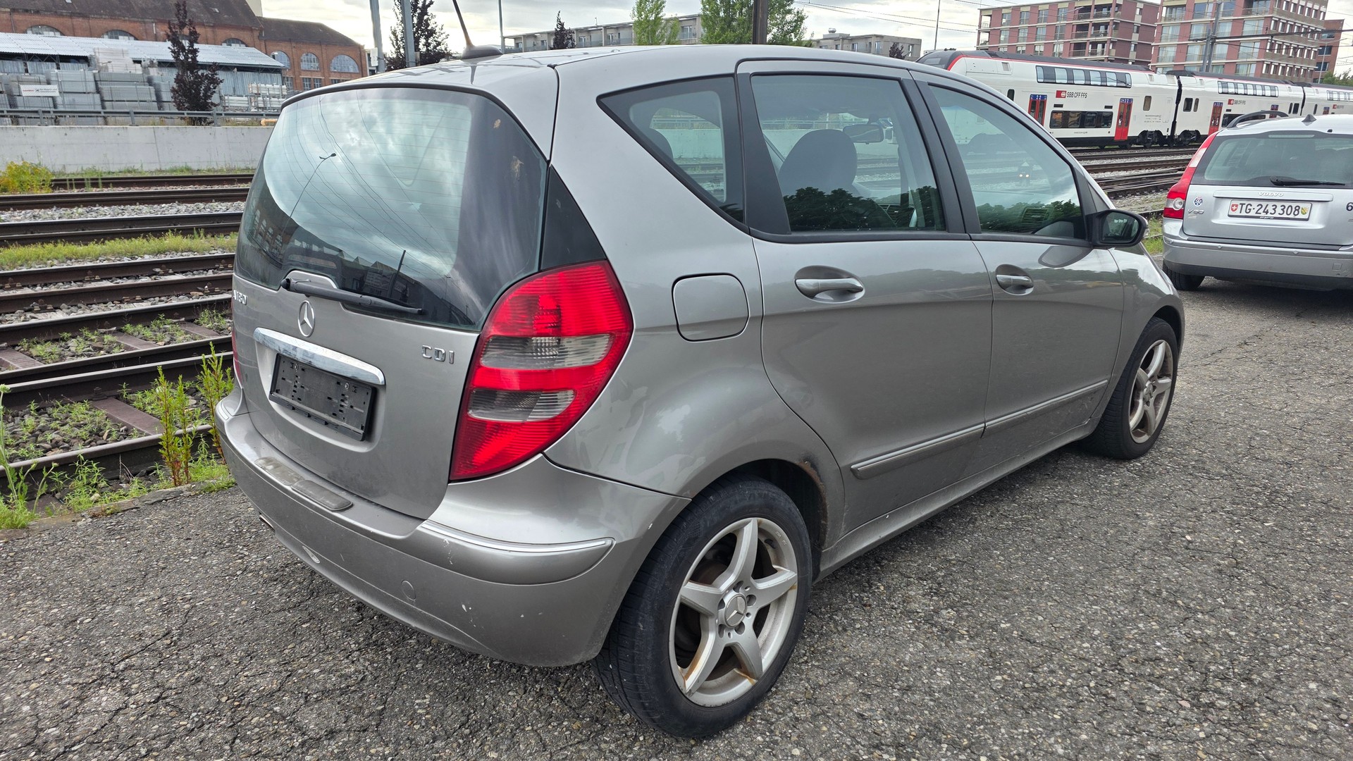 MERCEDES-BENZ A 180 CDI Classic-image-6