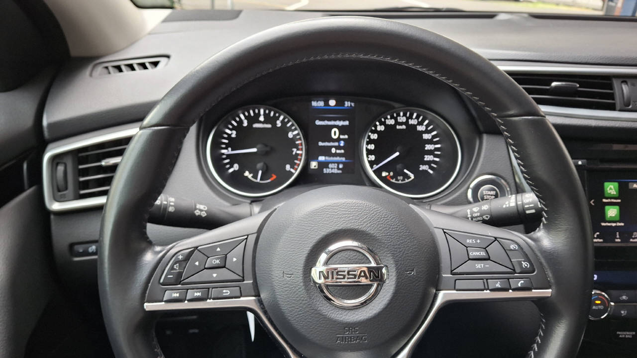 NISSAN Qashqai 1.3 DIG-T 160 Acenta-image-9