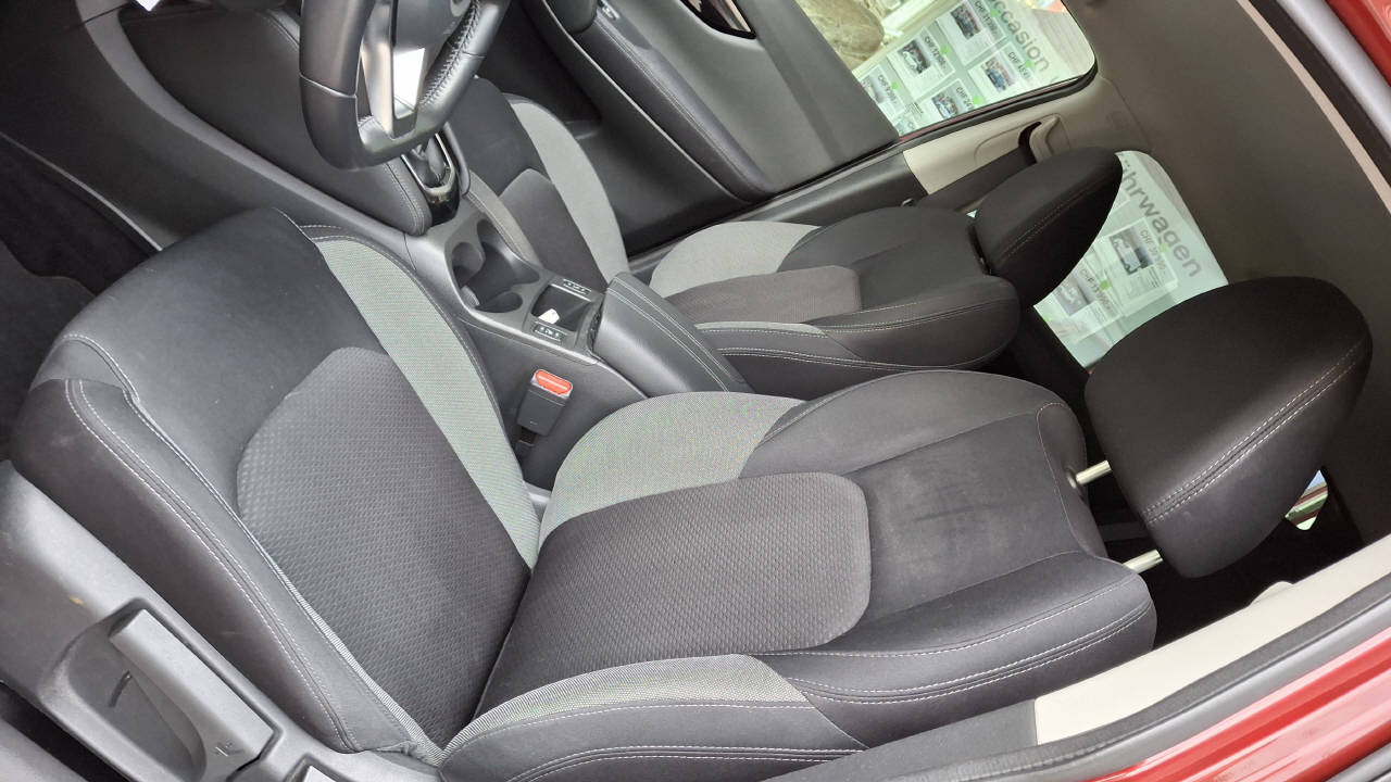NISSAN Qashqai 1.3 DIG-T 160 Acenta-image-8