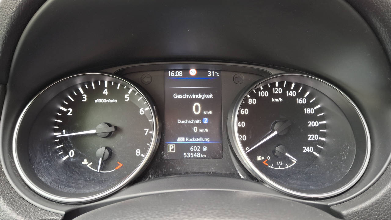 NISSAN Qashqai 1.3 DIG-T 160 Acenta-image-10