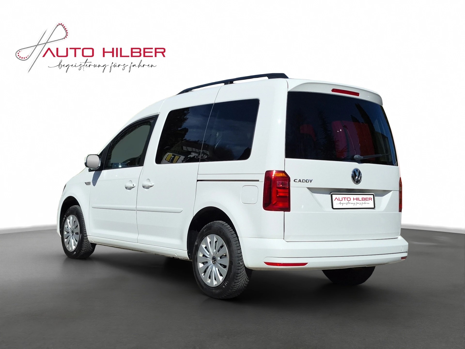 VW Caddy 2.0 TDI Liberty DSG-image-2