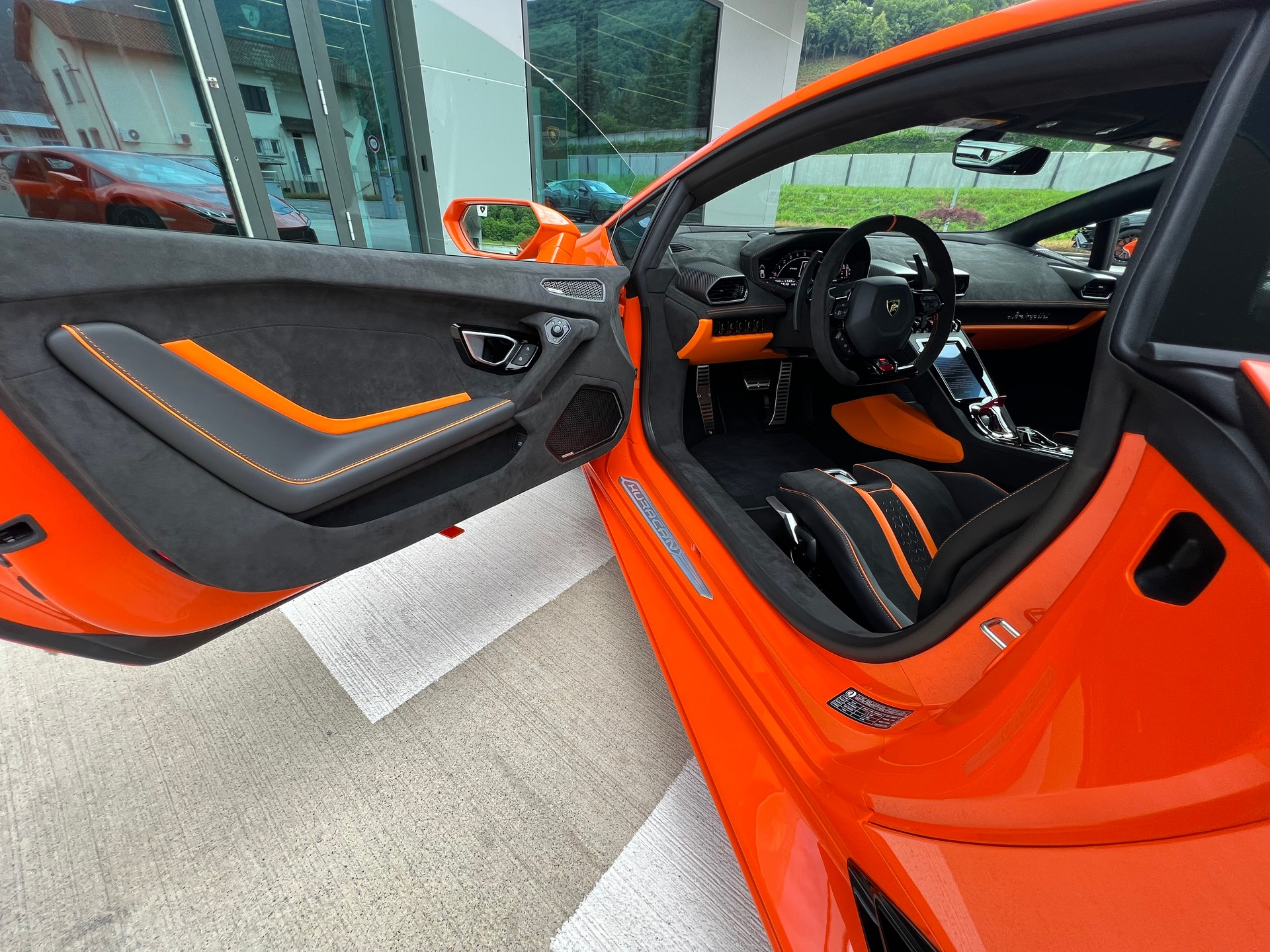 LAMBORGHINI Huracan Tecnica MY24 Selezione Certified Pre-Owned Certifications: 150-point check list Lamborghini Lugano-image-12