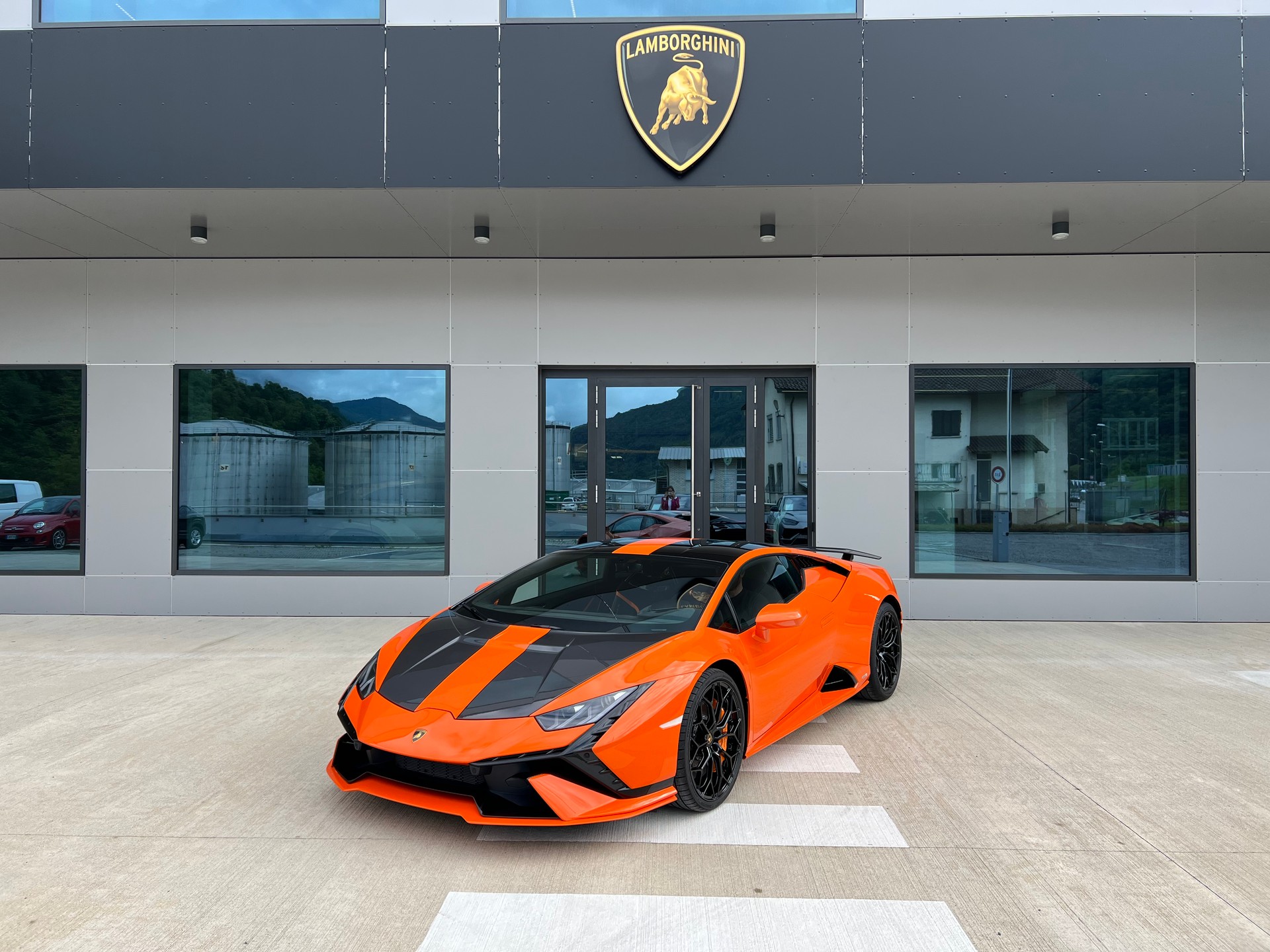LAMBORGHINI Huracan Tecnica MY24 Selezione Certified Pre-Owned Certifications: 150-point check list Lamborghini Lugano-image-2