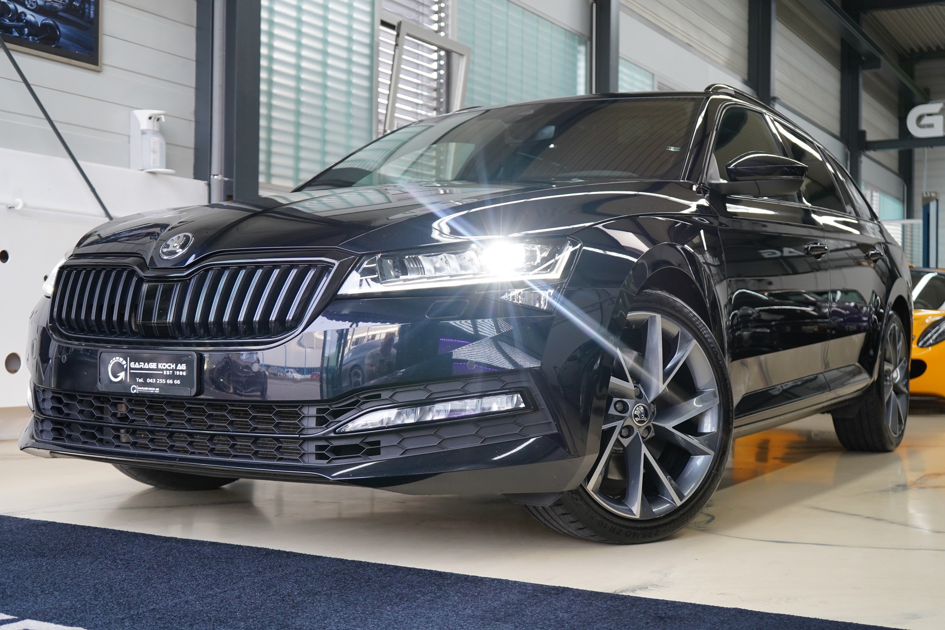 SKODA Superb Combi 2.0 TSI SportLine Plus 4x4 DSG-image-1