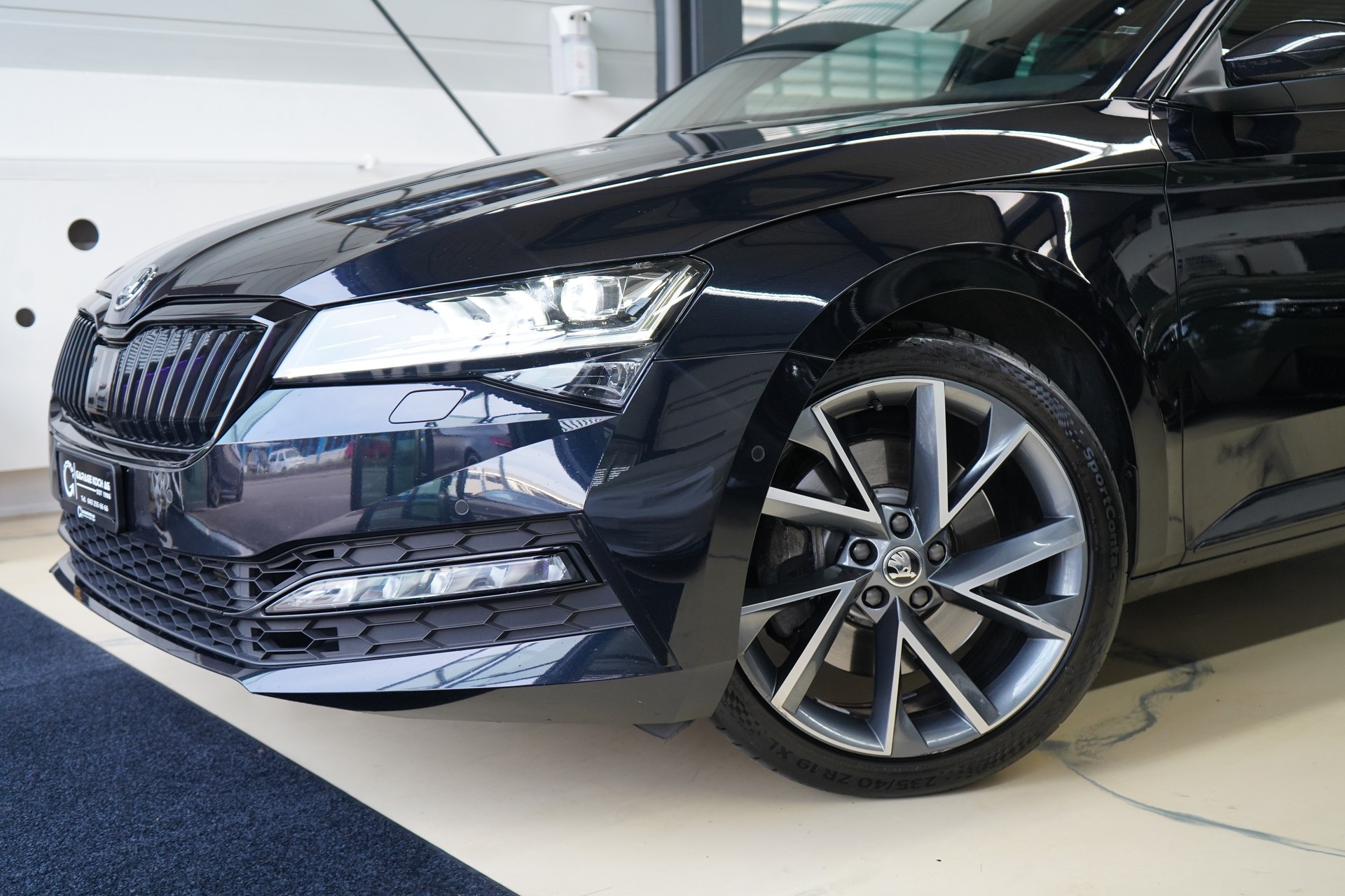 SKODA Superb Combi 2.0 TSI SportLine Plus 4x4 DSG-image-3