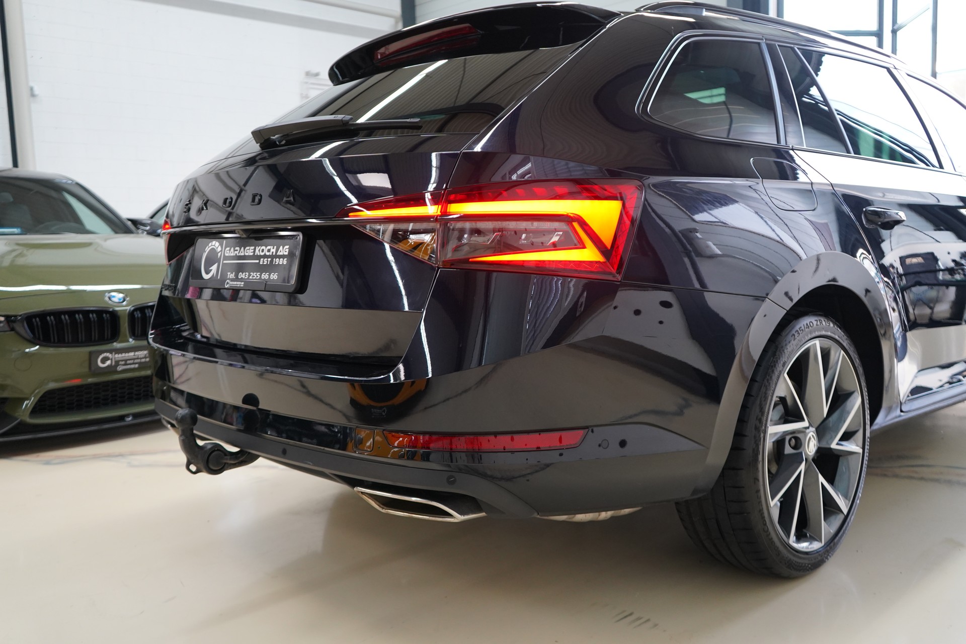 SKODA Superb Combi 2.0 TSI SportLine Plus 4x4 DSG-image-9