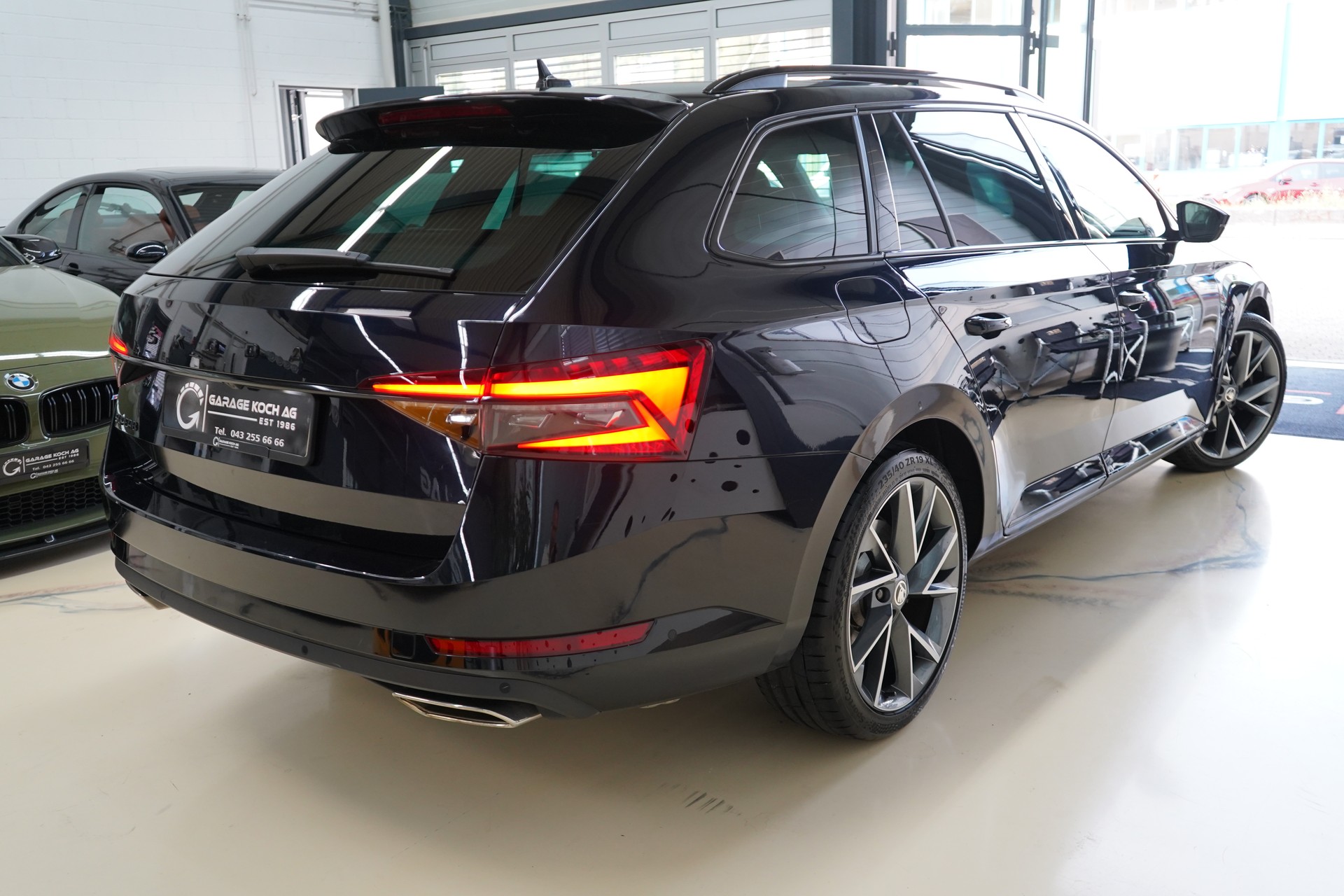 SKODA Superb Combi 2.0 TSI SportLine Plus 4x4 DSG-image-7