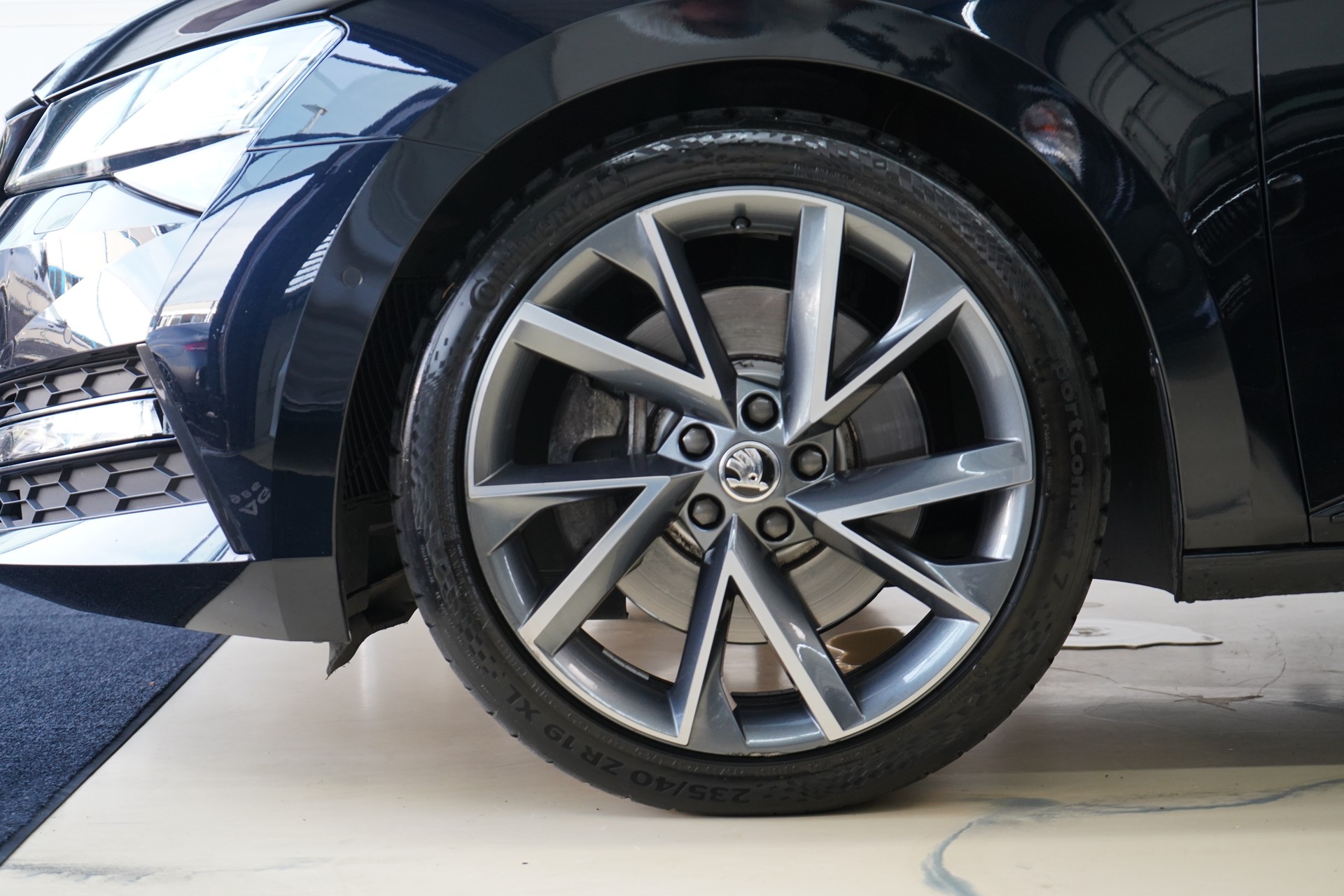 SKODA Superb Combi 2.0 TSI SportLine Plus 4x4 DSG-image-29
