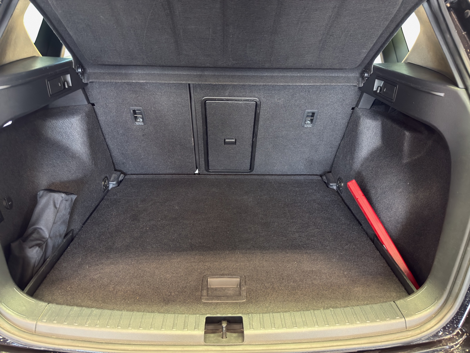 SEAT Ateca 2.0 TSI Hola FR 4Drive DSG-image-12