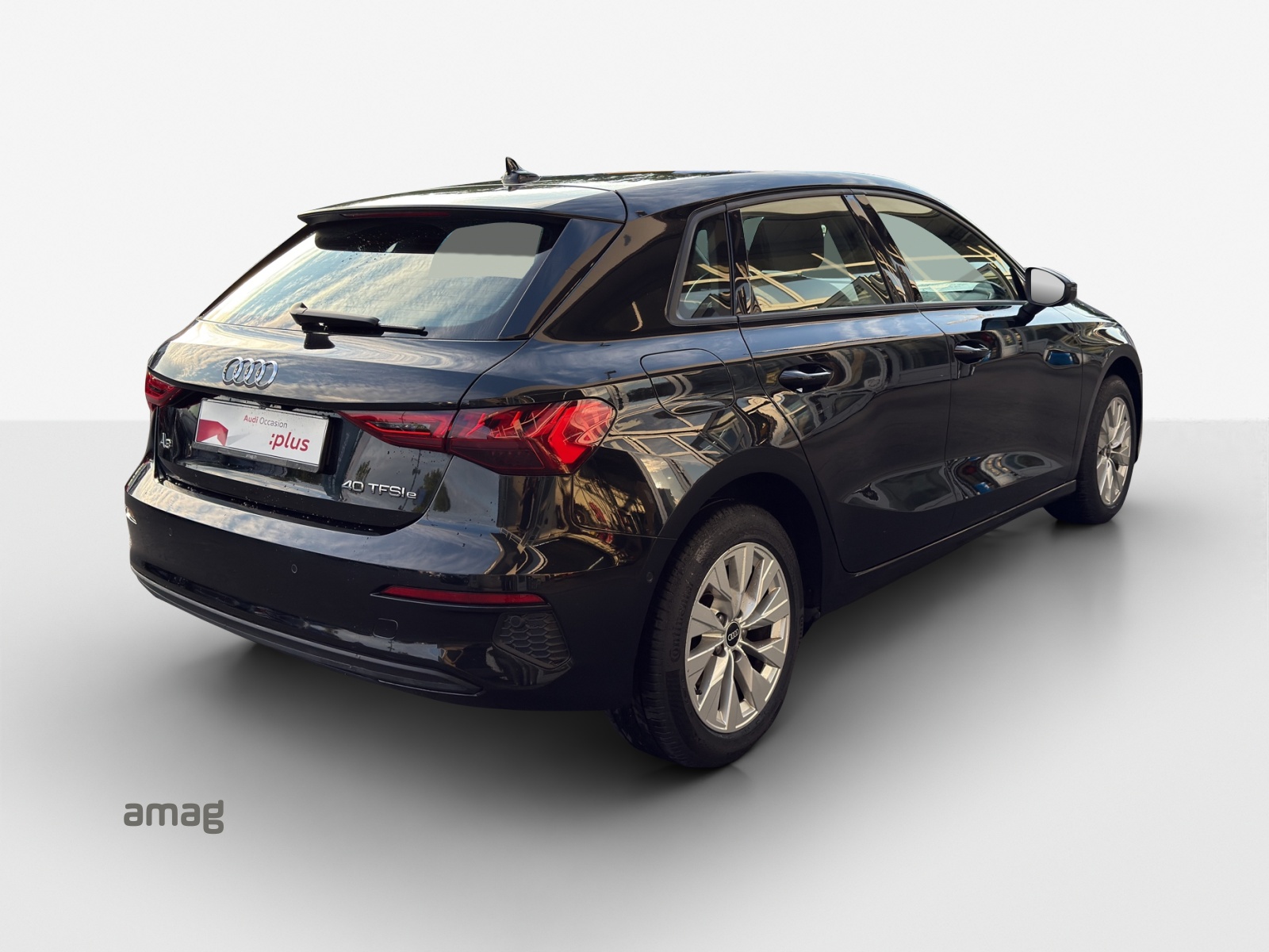 AUDI A3 Sportback 40 TFSI e S-tronic-image-5