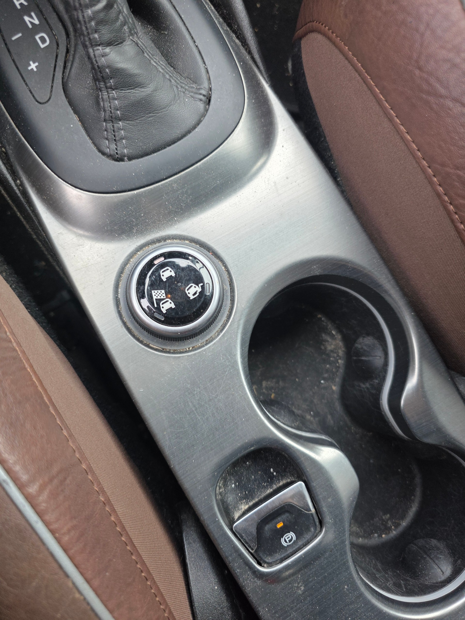 FIAT 500X 1.4T Cross 4x4 Automatic-image-7