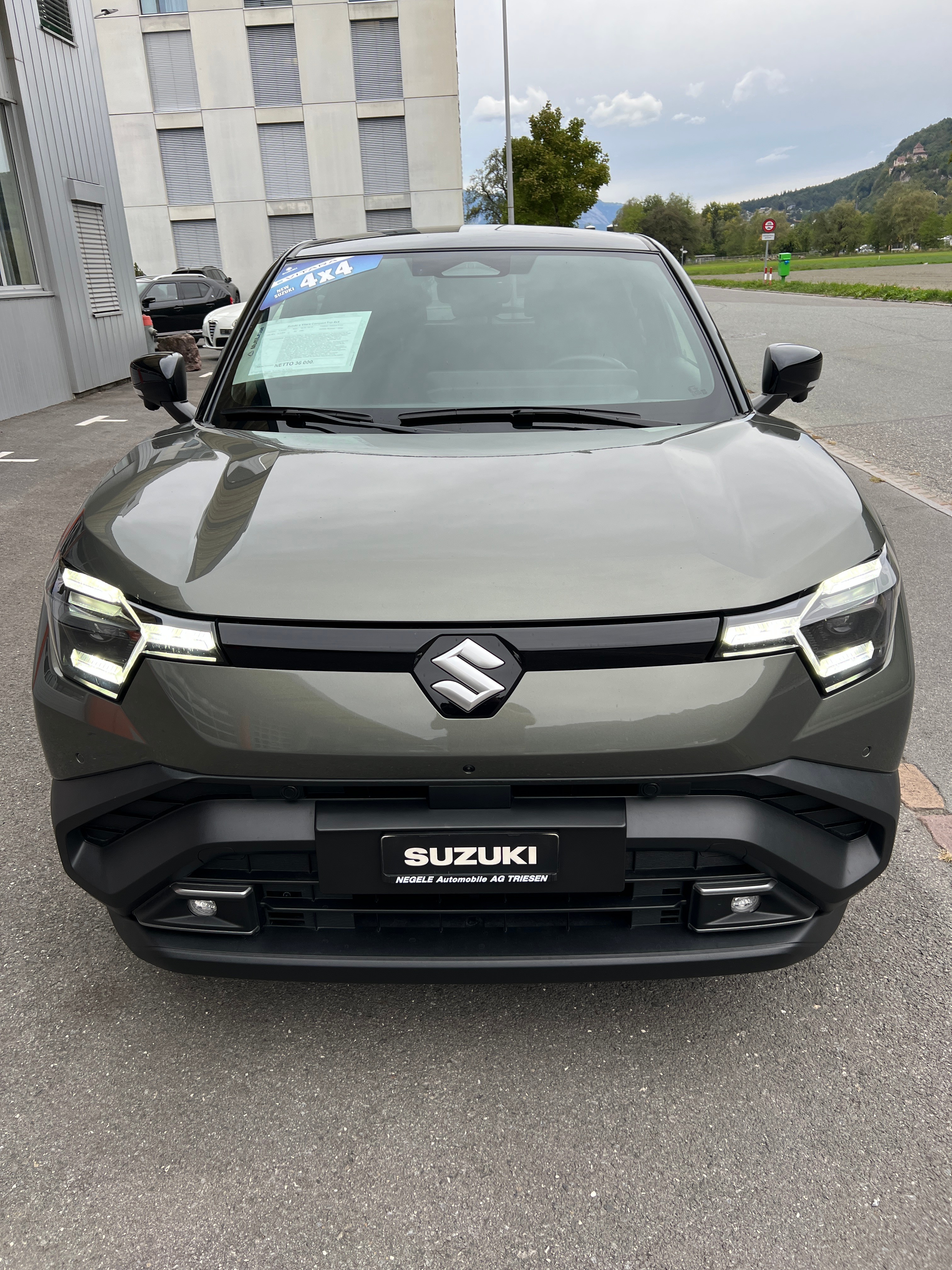 Car photo