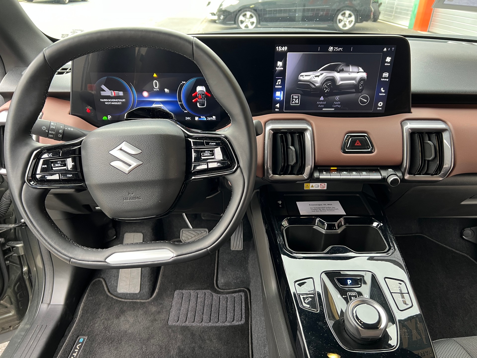 SUZUKI e Vitara Compact Top 4x4-image-4