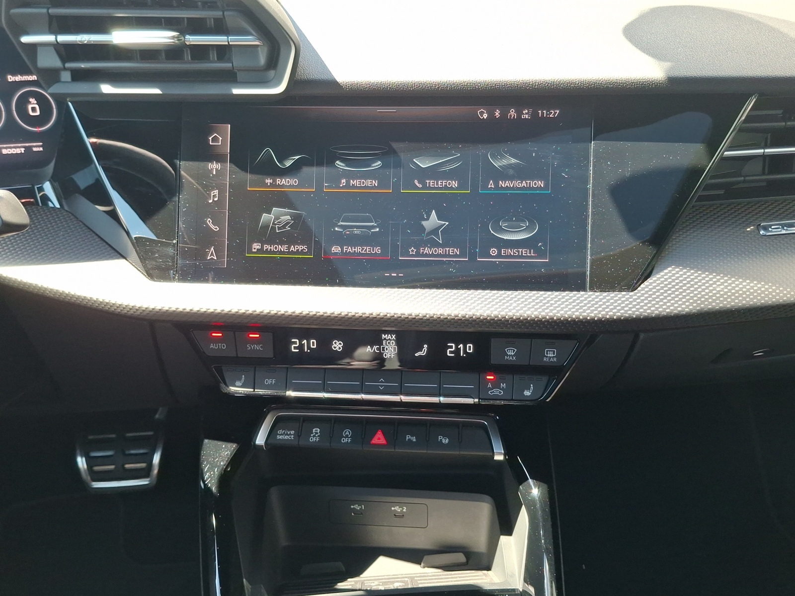 AUDI RS3 Limousine 2.5 TSI quattro S-tronic-image-10