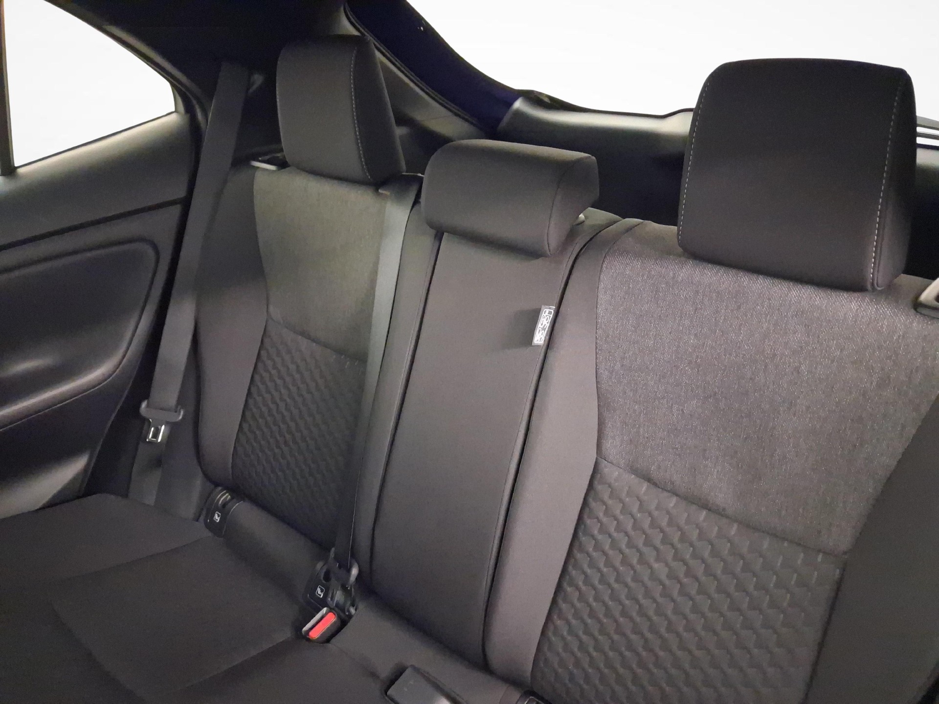 TOYOTA Yaris Cross 1.5 VVT-i HSD Trend AWD-i-image-10