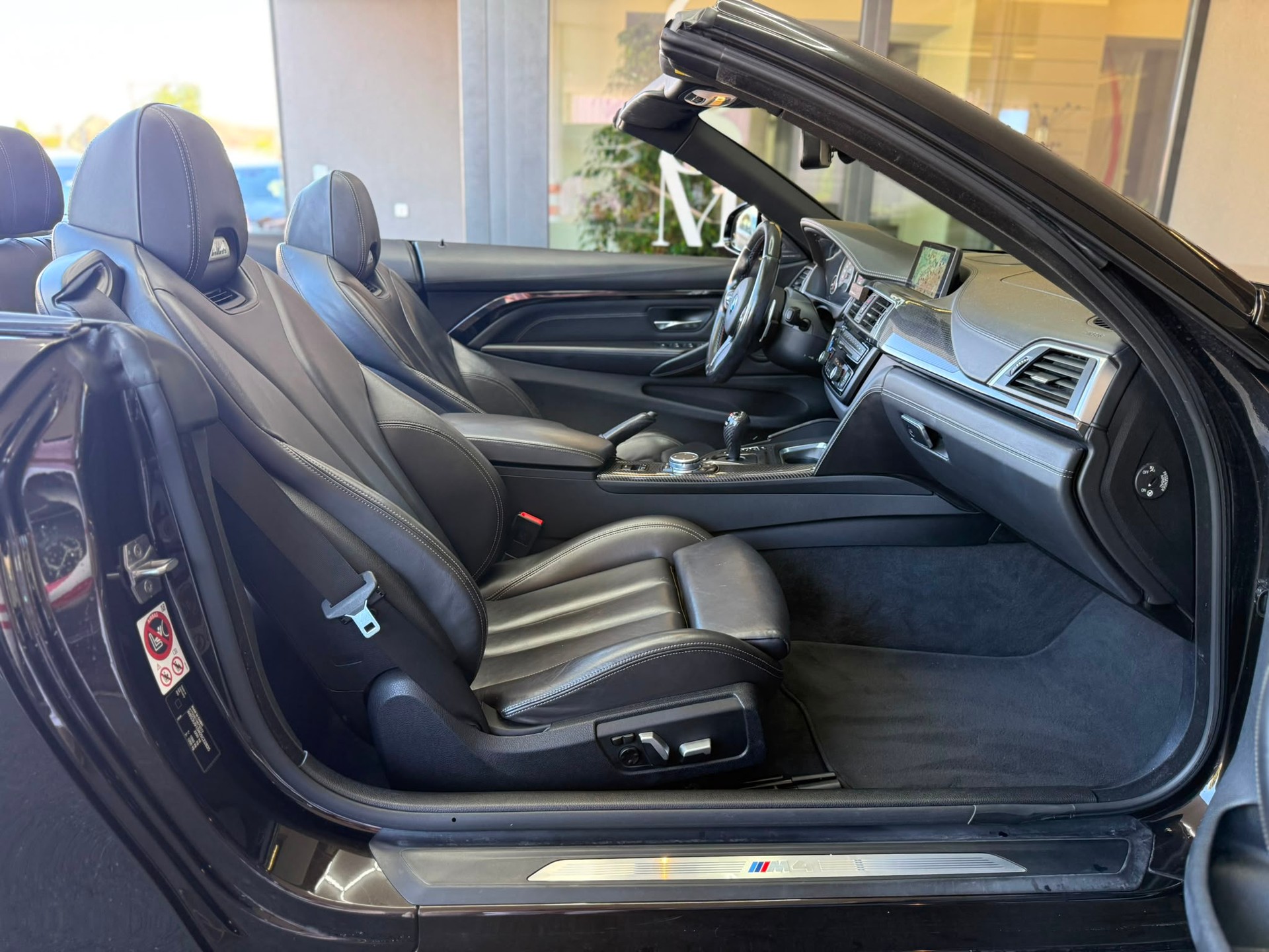 BMW M4 Cabriolet Competition *Citrenschwarz met* *Harman/Kardon* *Surround View*DKG-image-13