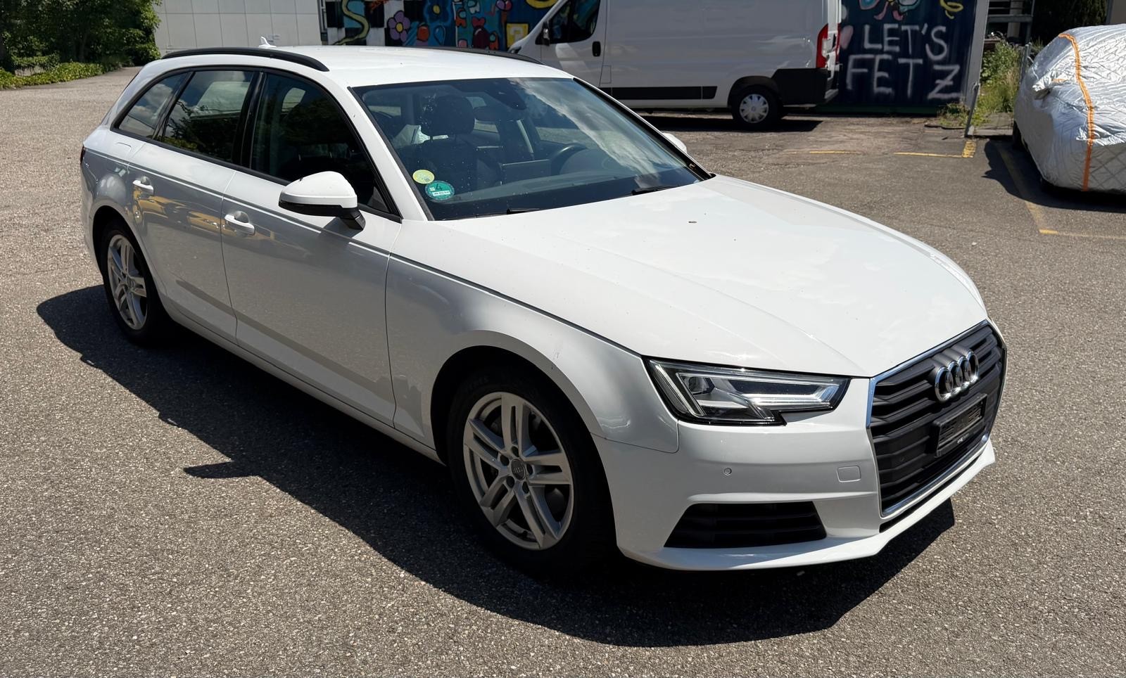 AUDI A4 Avant 40 TDI S-tronic-image-1