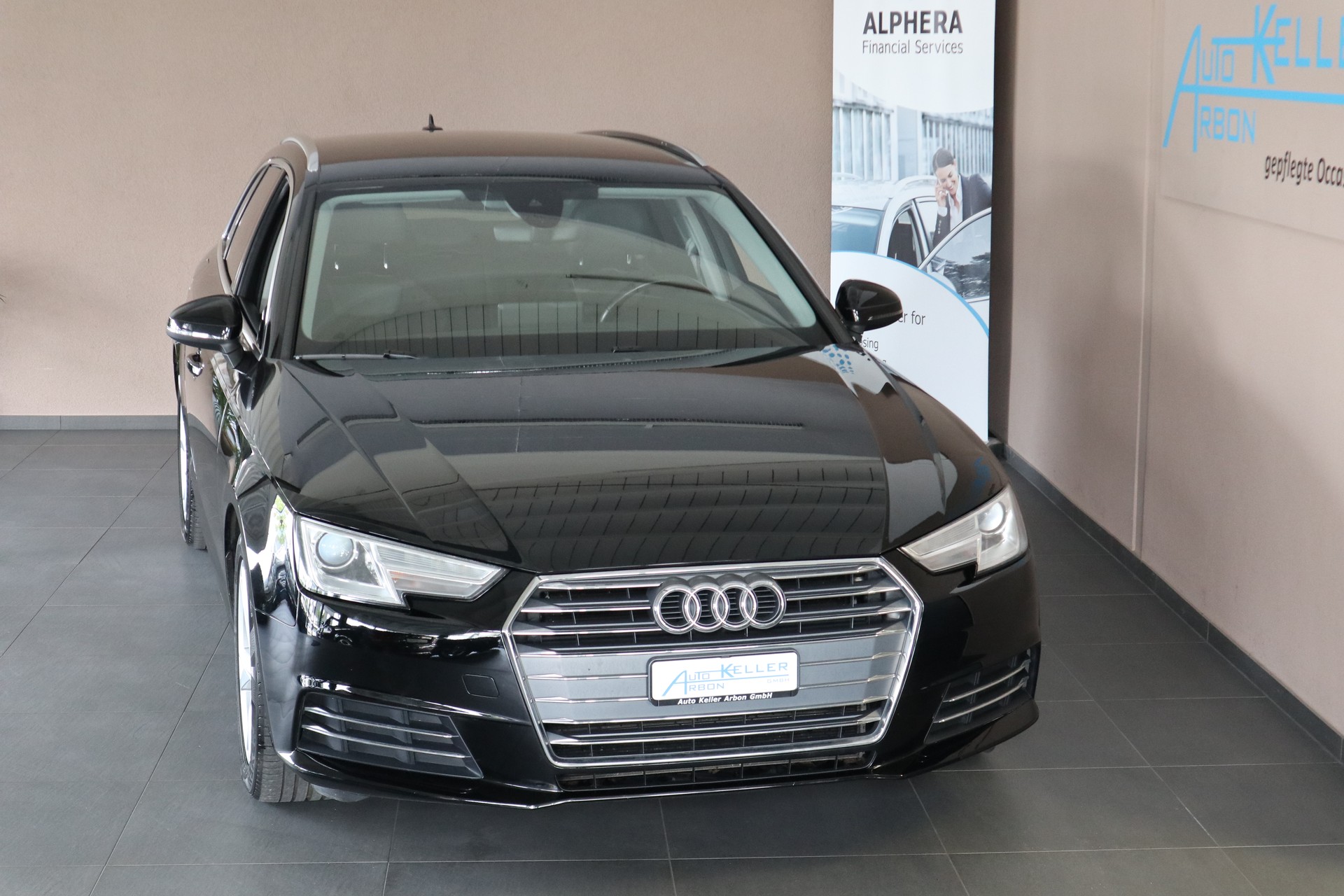 AUDI A4 Avant 2.0 TDI Sport-image-2