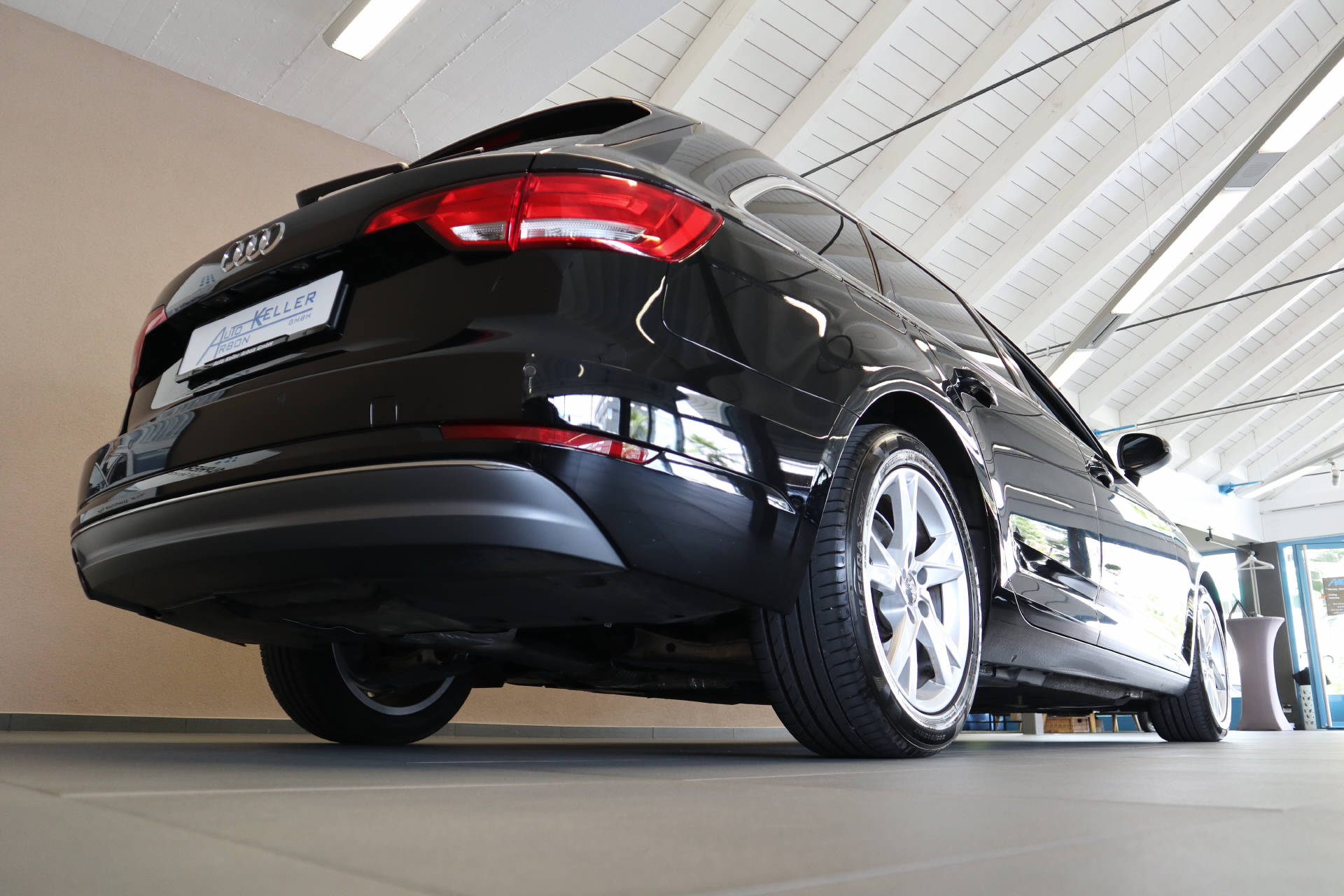 AUDI A4 Avant 2.0 TDI Sport-image-5