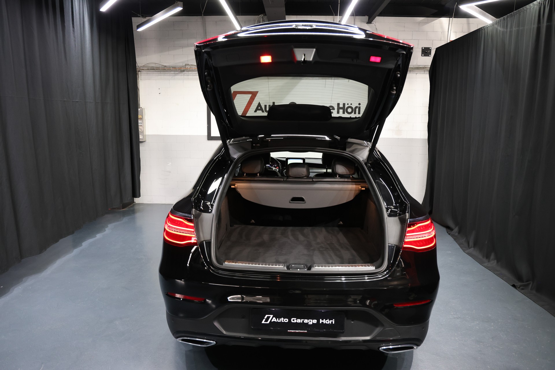 MERCEDES-BENZ GLC Coupé 250 d AMG Line 4Matic 9G-Tronic-image-18