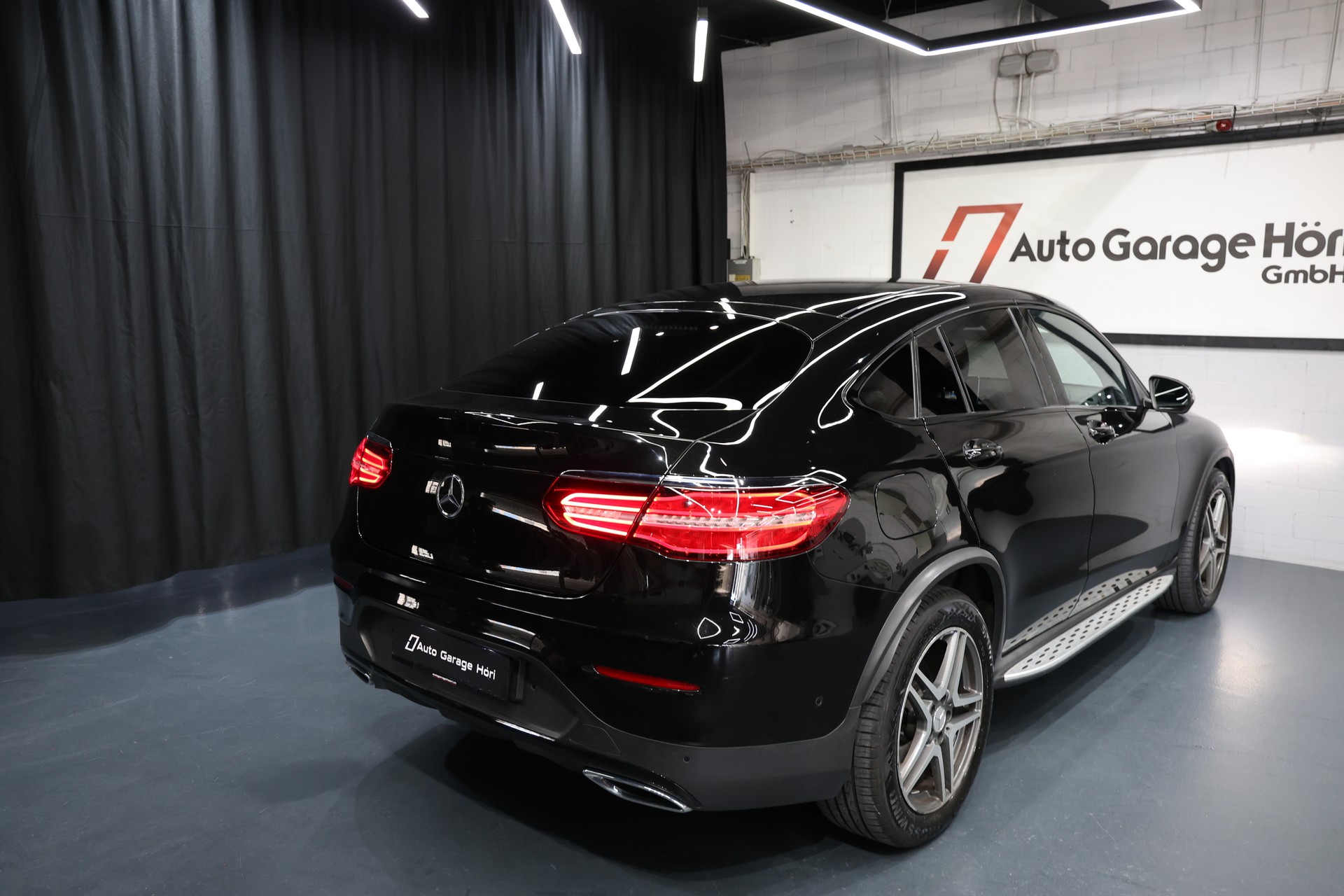 MERCEDES-BENZ GLC Coupé 250 d AMG Line 4Matic 9G-Tronic-image-10