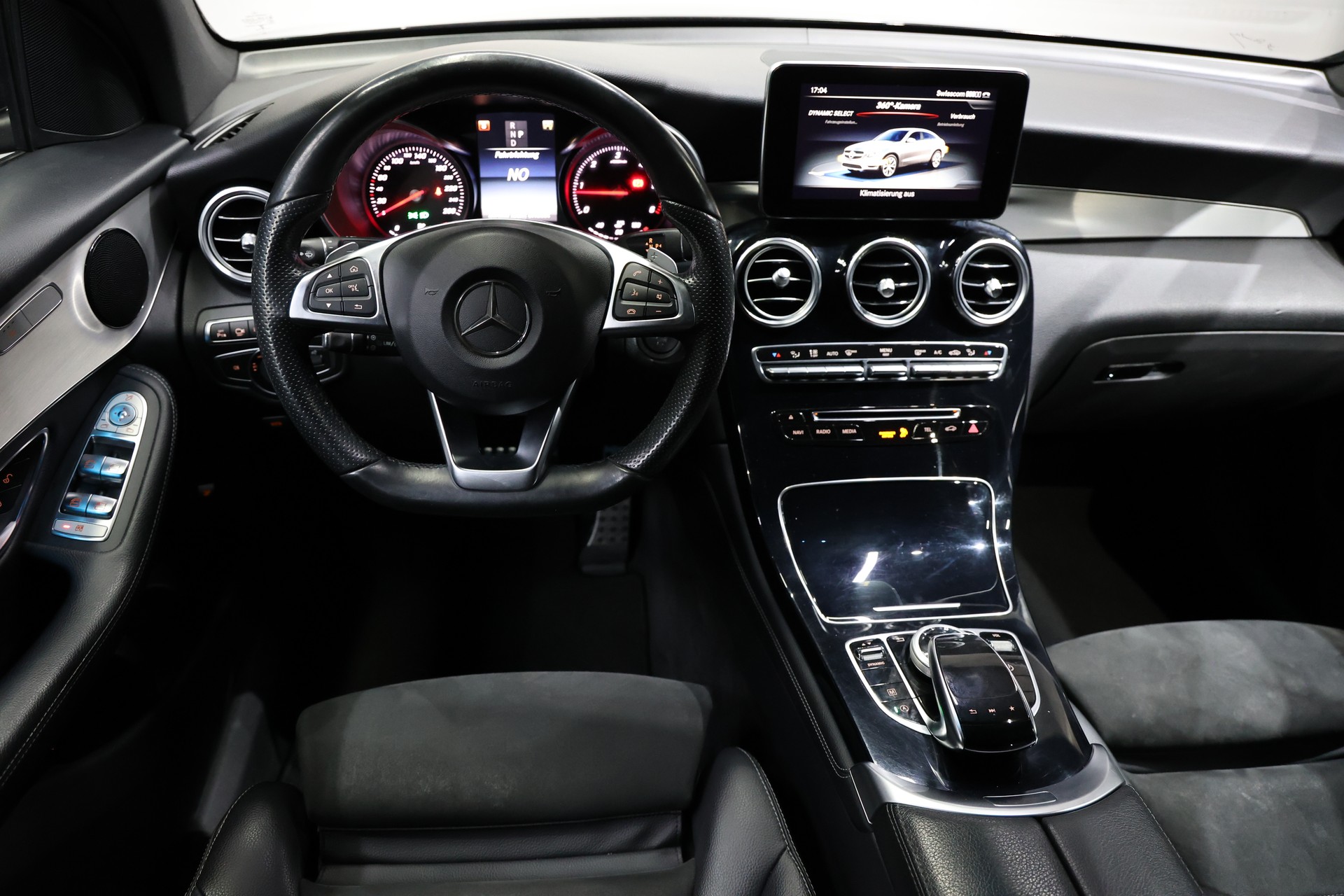 MERCEDES-BENZ GLC Coupé 250 d AMG Line 4Matic 9G-Tronic-image-19