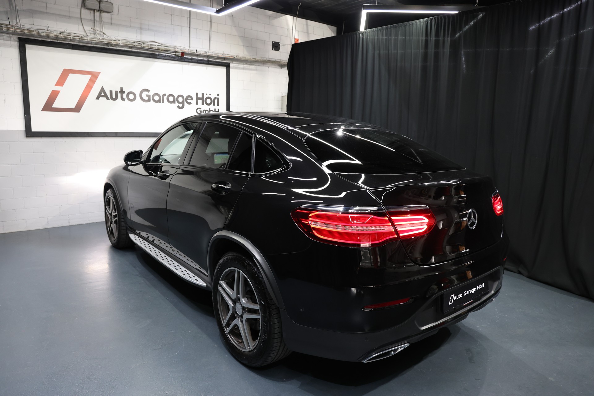 MERCEDES-BENZ GLC Coupé 250 d AMG Line 4Matic 9G-Tronic-image-17