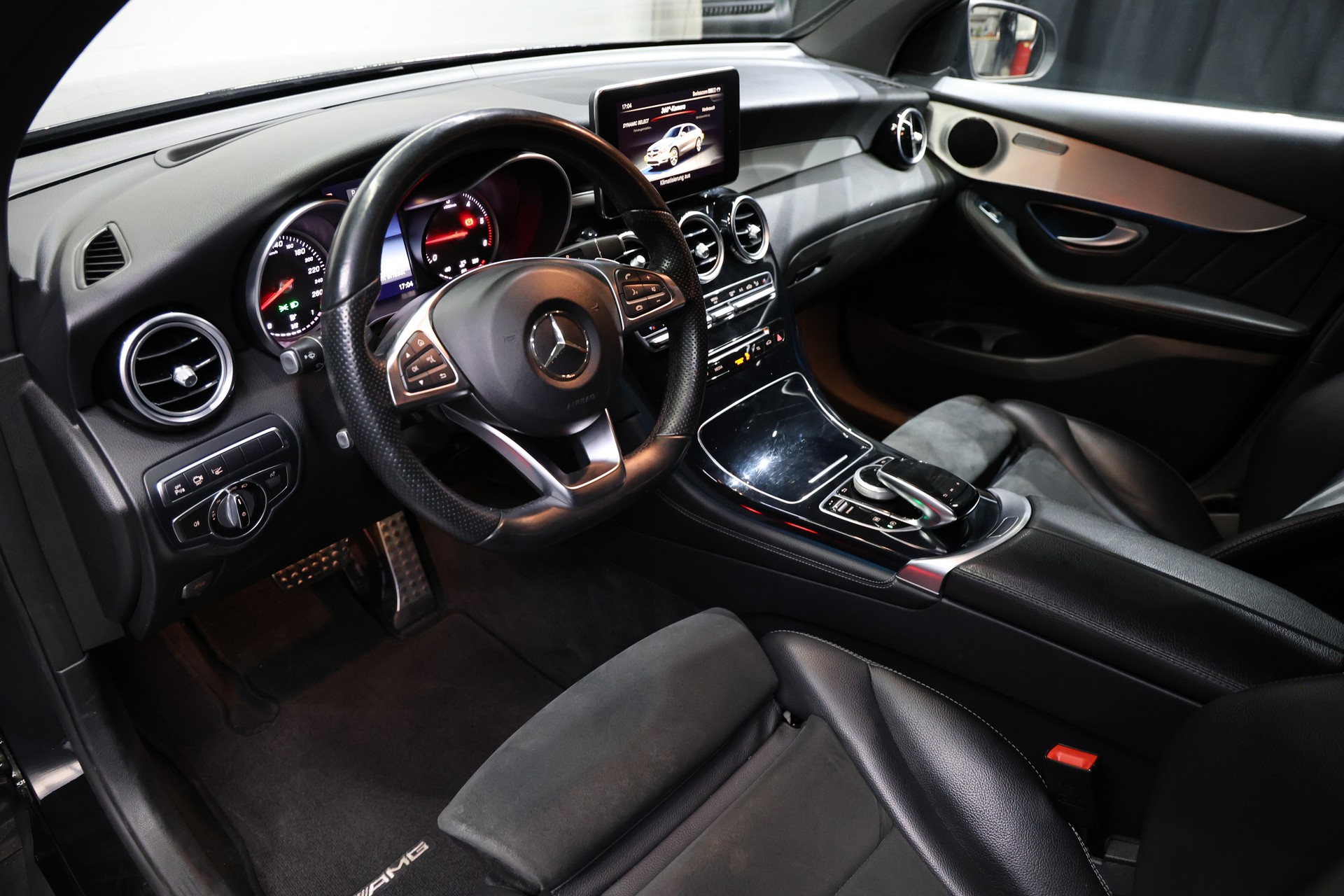MERCEDES-BENZ GLC Coupé 250 d AMG Line 4Matic 9G-Tronic-image-20