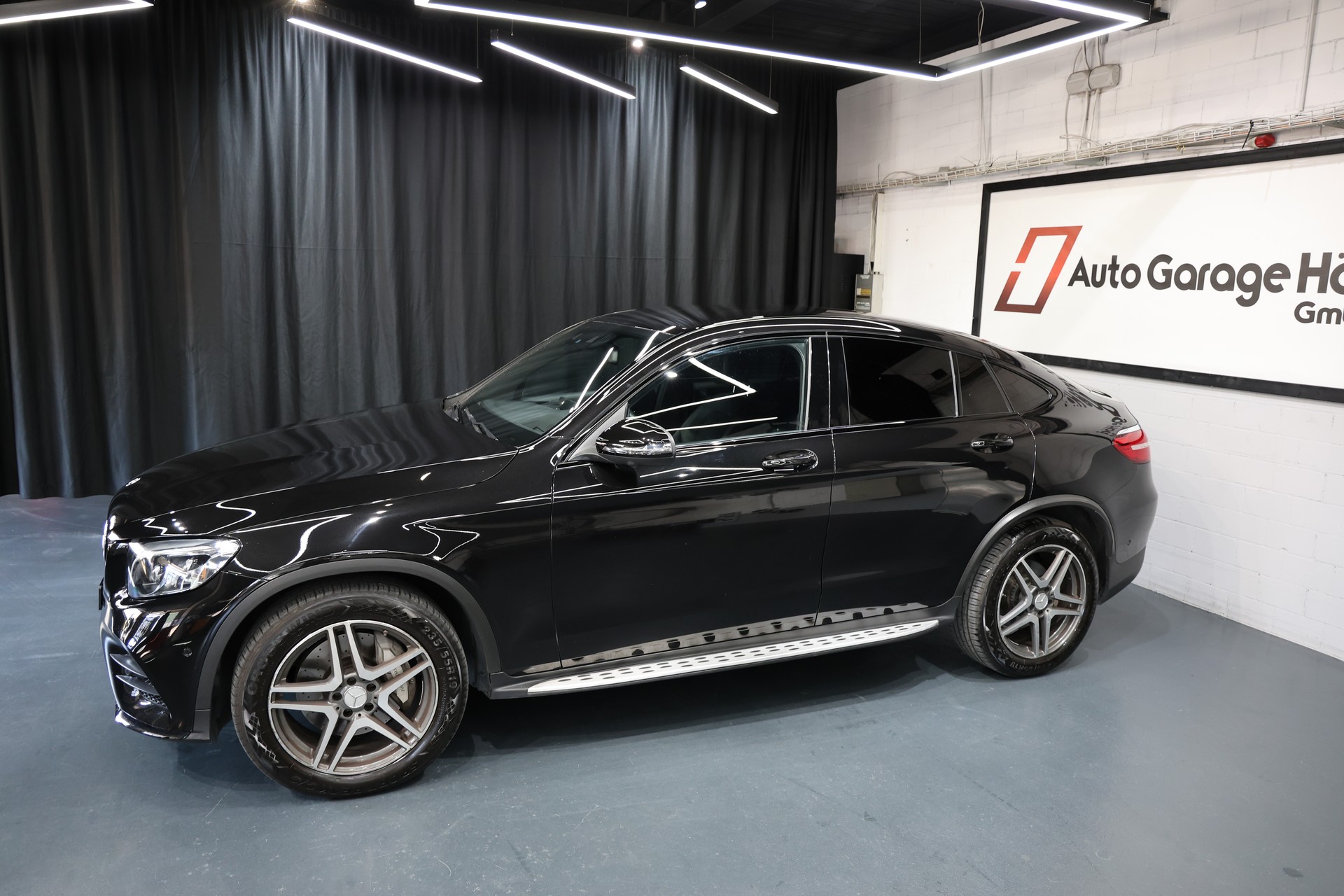 MERCEDES-BENZ GLC Coupé 250 d AMG Line 4Matic 9G-Tronic-showroom-element-3