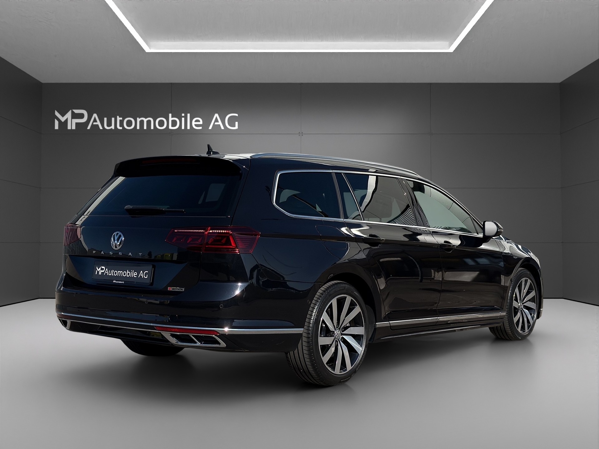 VW Passat 2.0 TDI BMT R-Line Edition 4Motion DSG-image-2