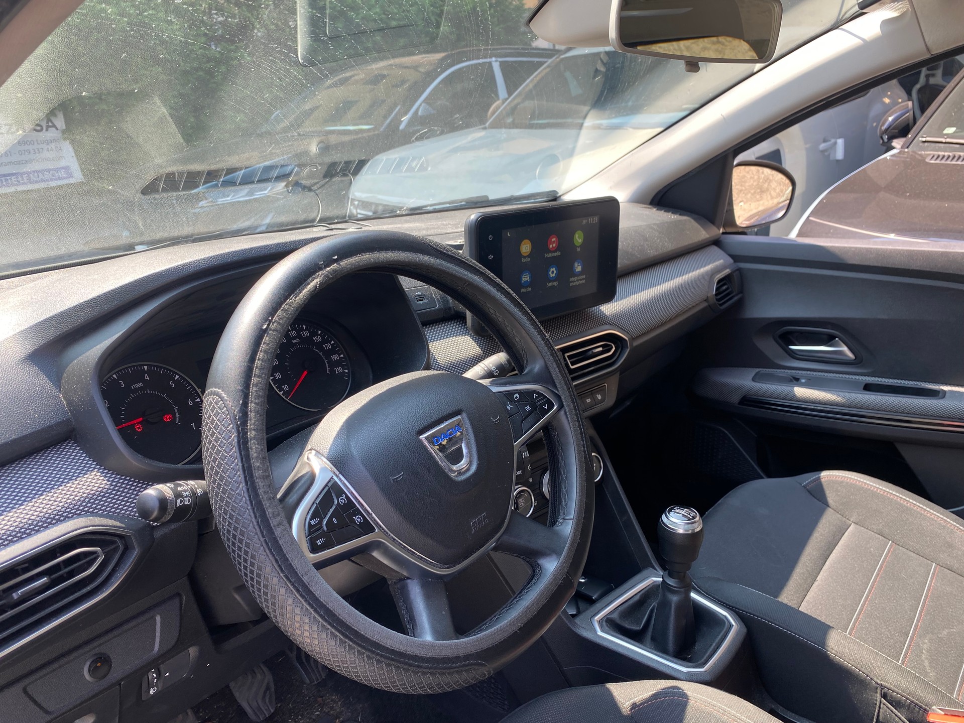 DACIA Jogger TCe 110 Extreme-image-7