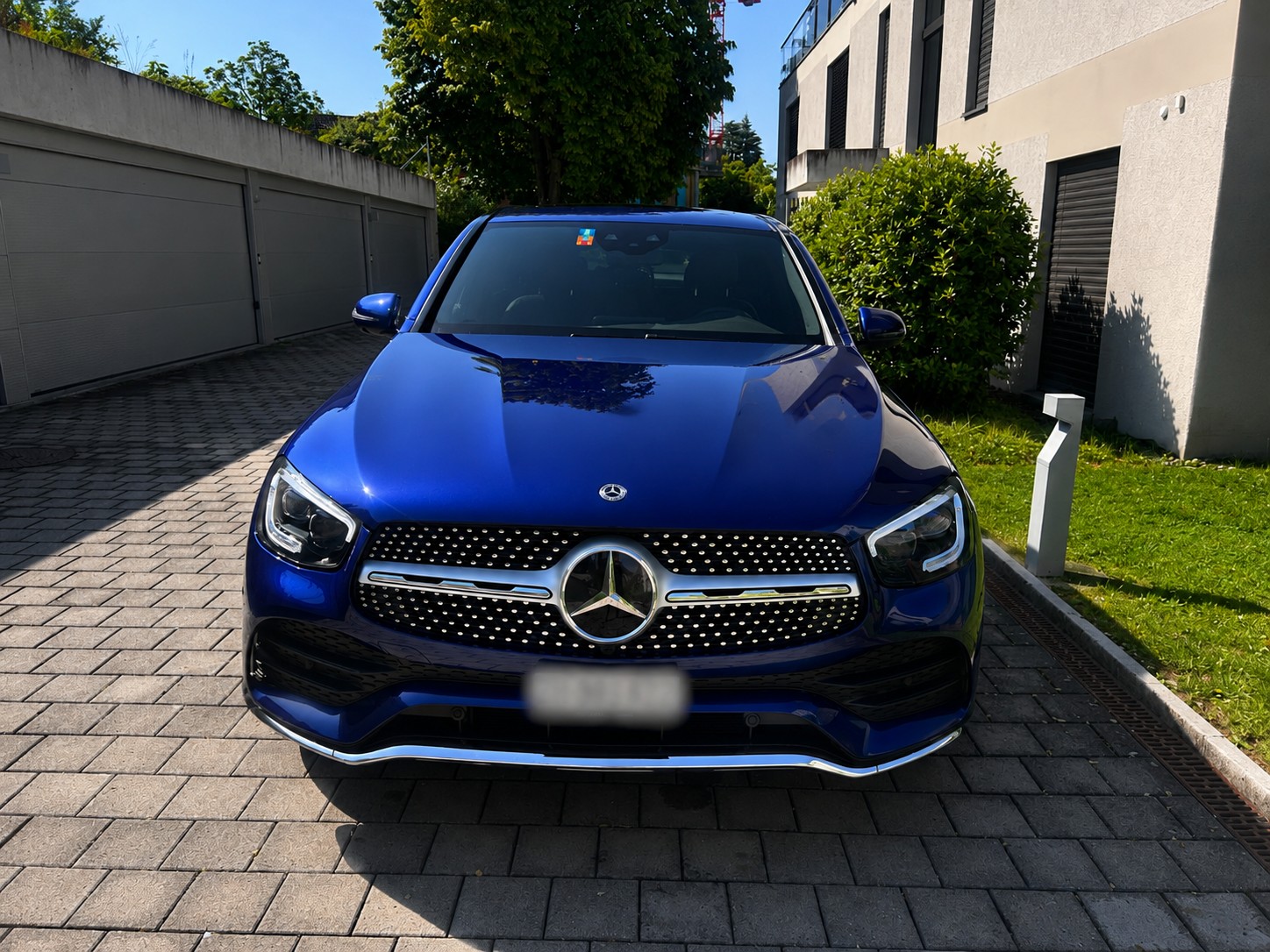 MERCEDES-BENZ GLC 400 d AMG Line 4m-image-2