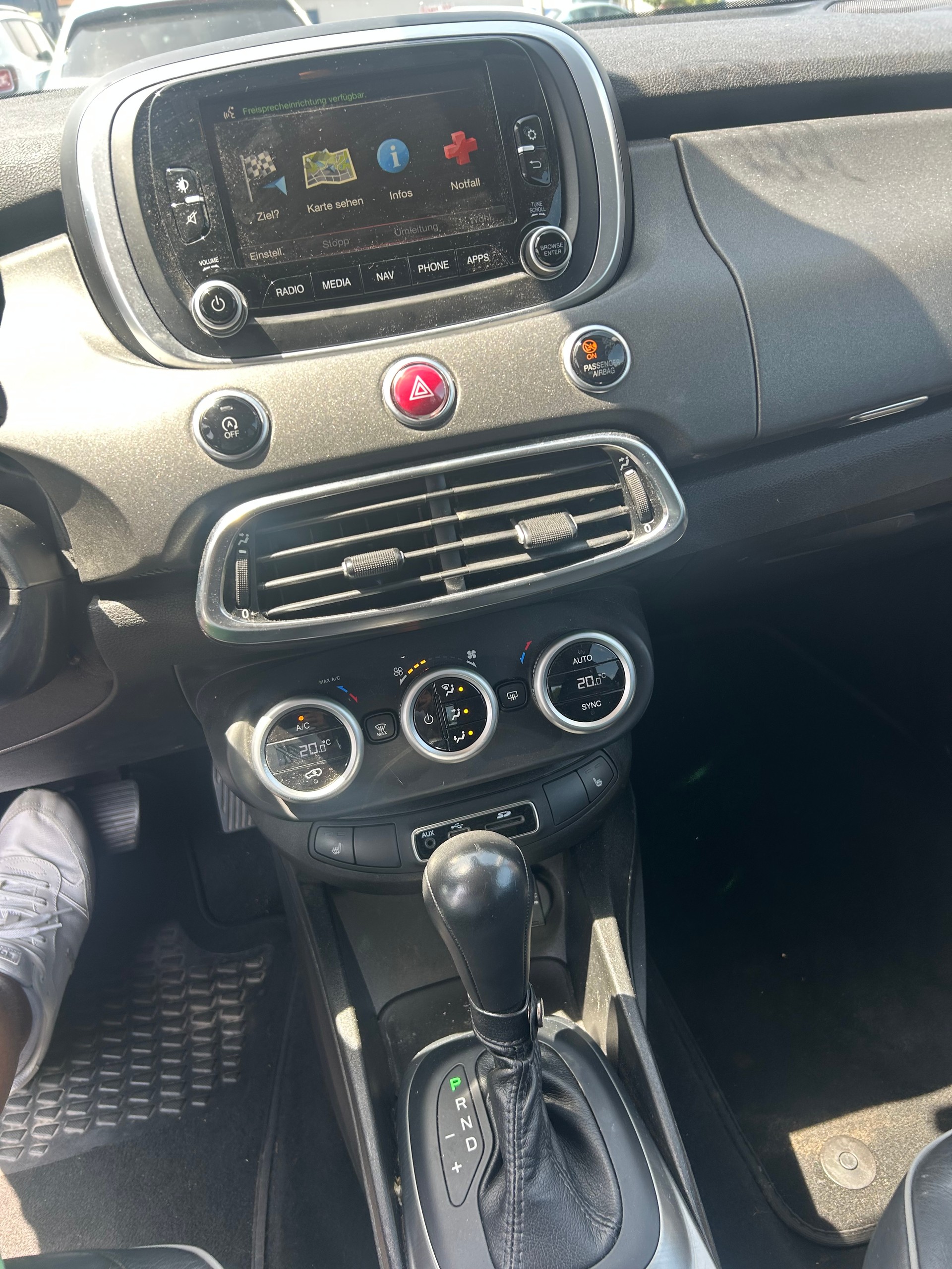 FIAT 500X 1.4T Cross Plus 4x4 Automatic-image-1