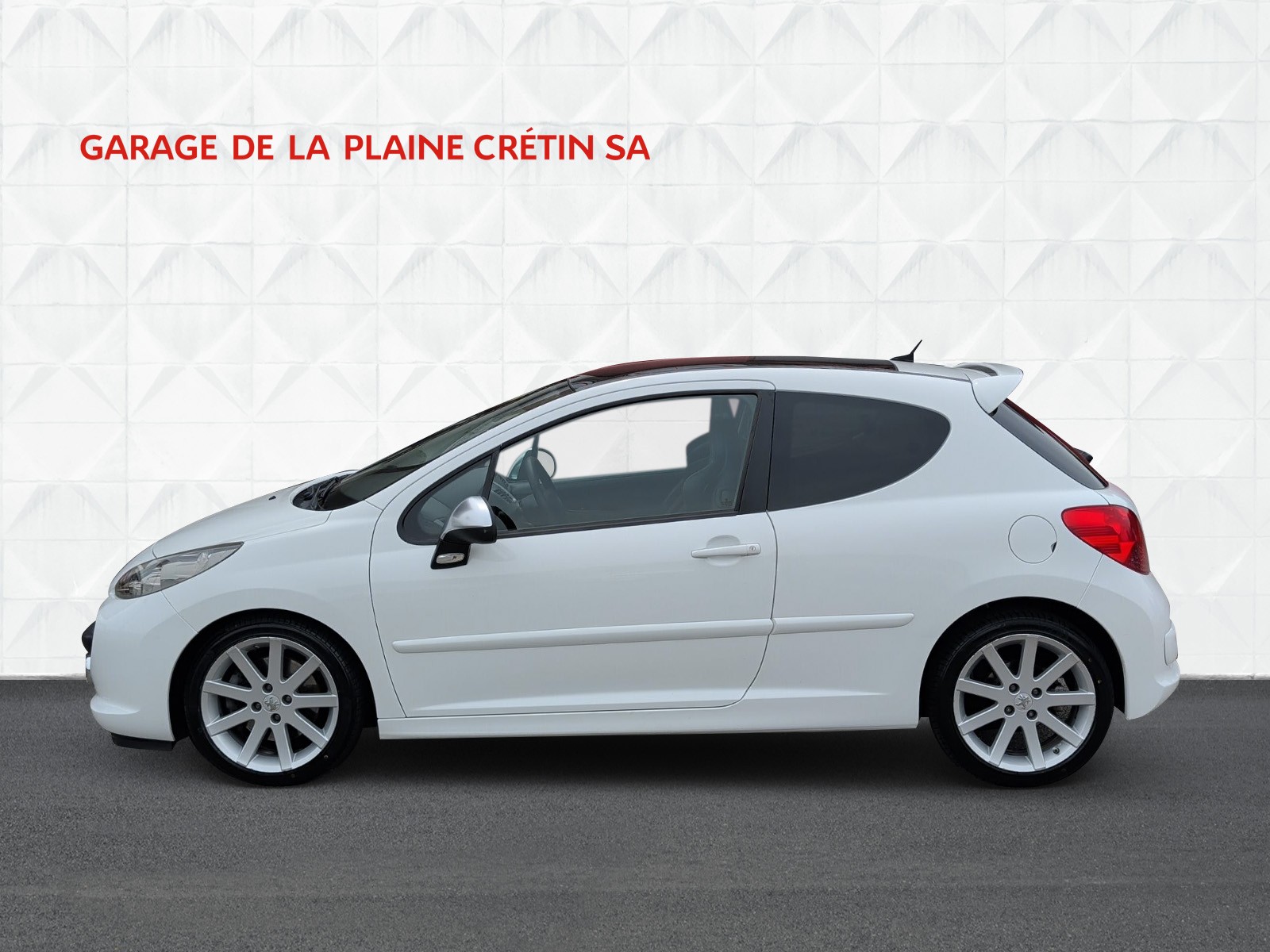 PEUGEOT 207 1.6 16V Turbo GTi-image-2