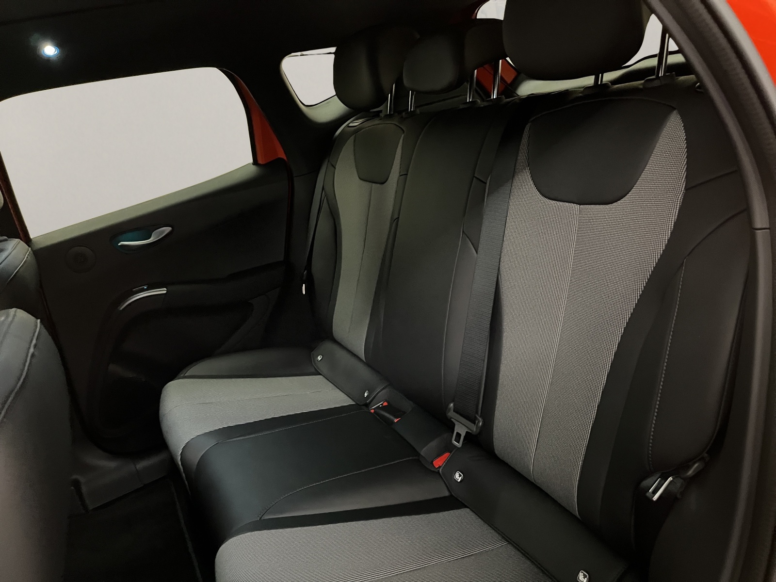 BYD Dolphin G DM-i Comfort-image-13