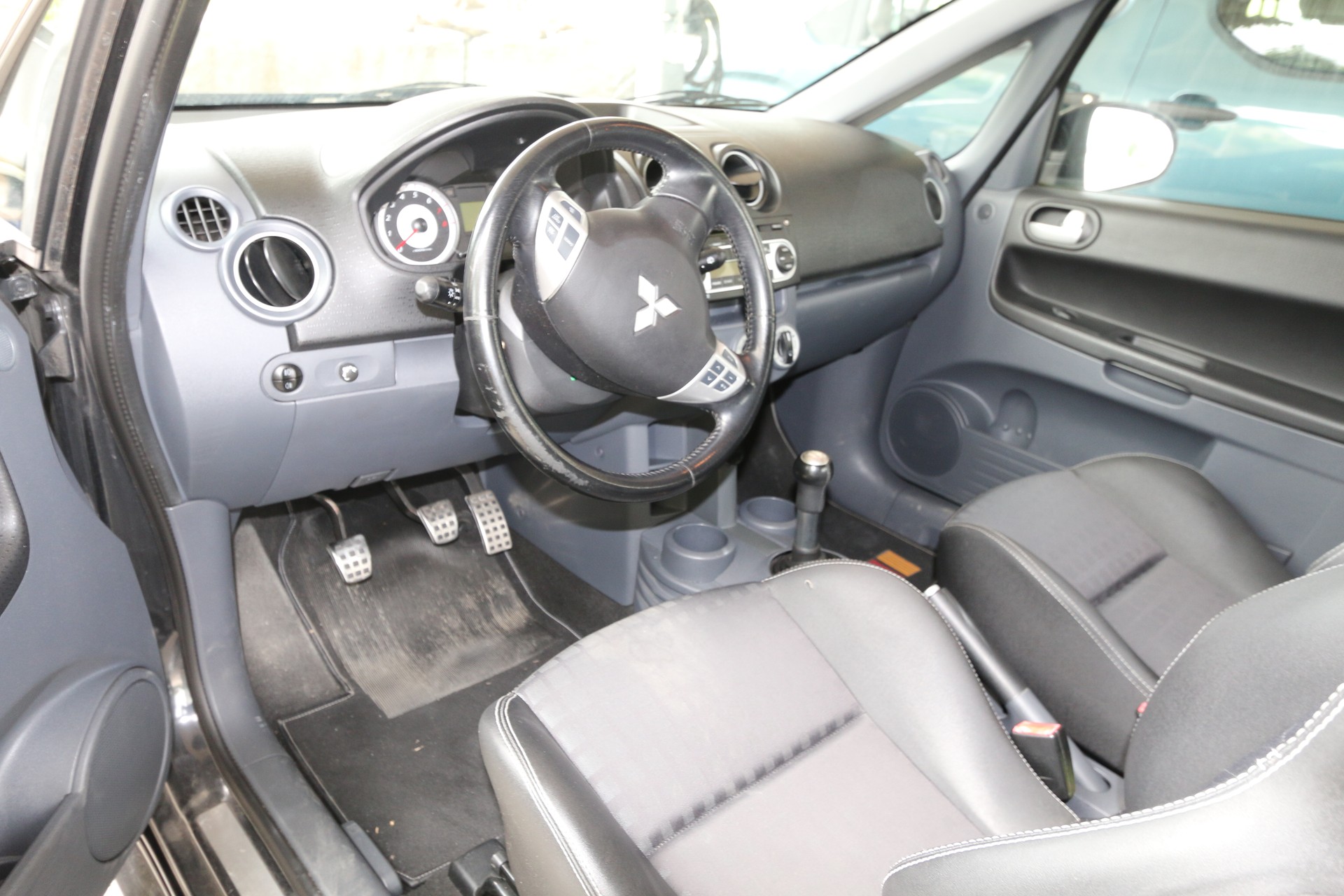 MITSUBISHI 1.5 16V 180 Turbo Ralliart-image-3