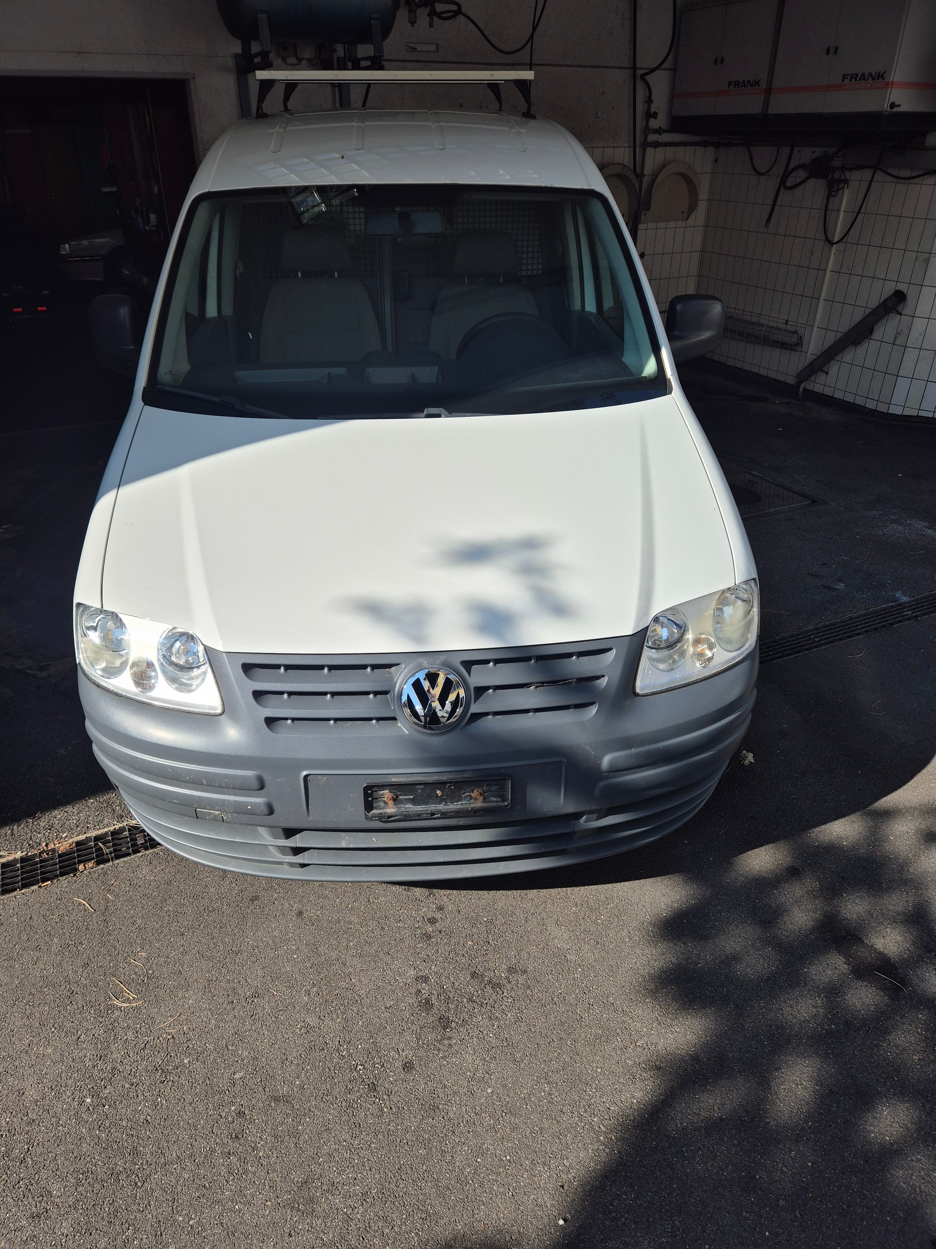 VW CADDY-image-6