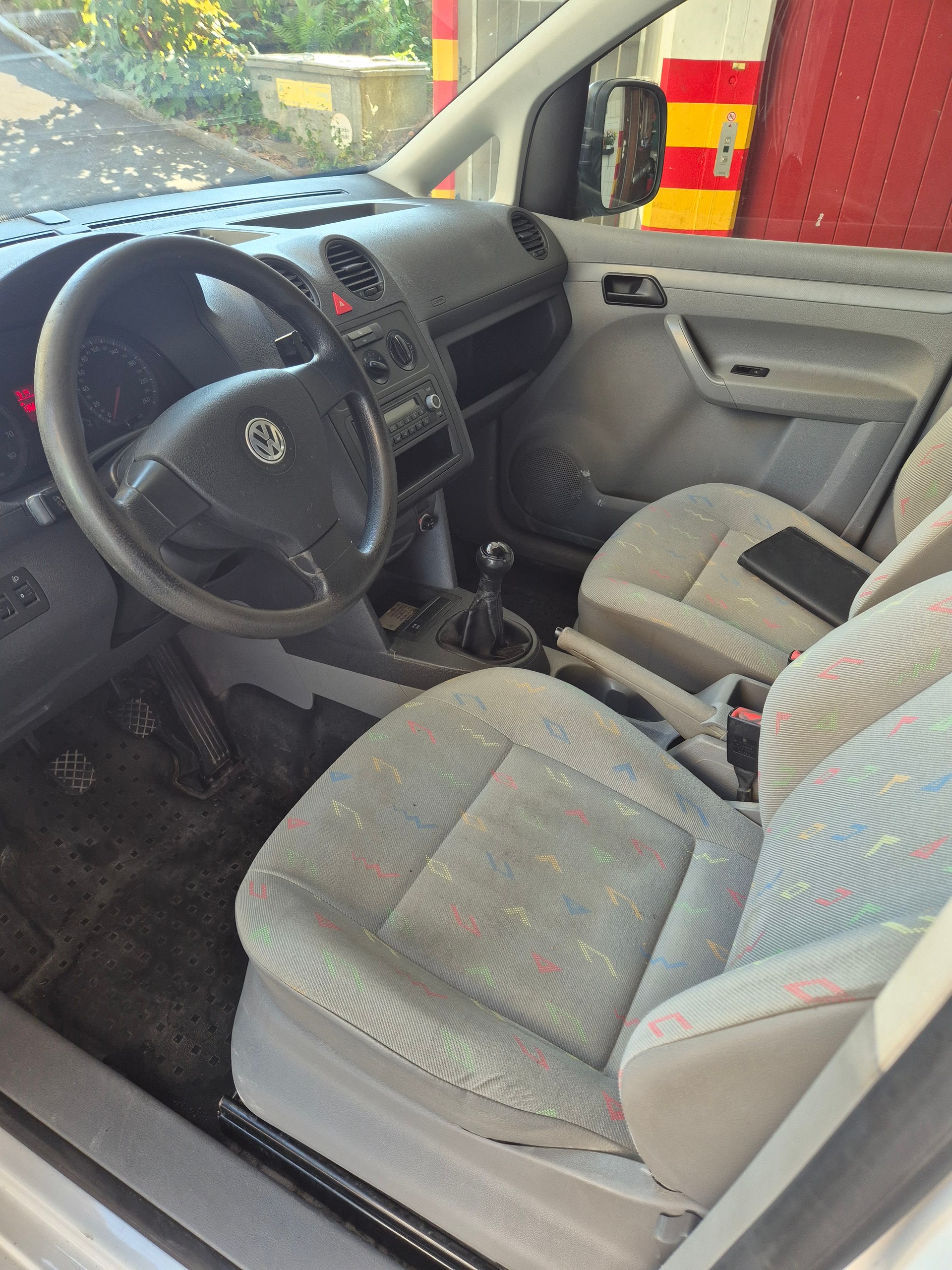 VW CADDY-image-3