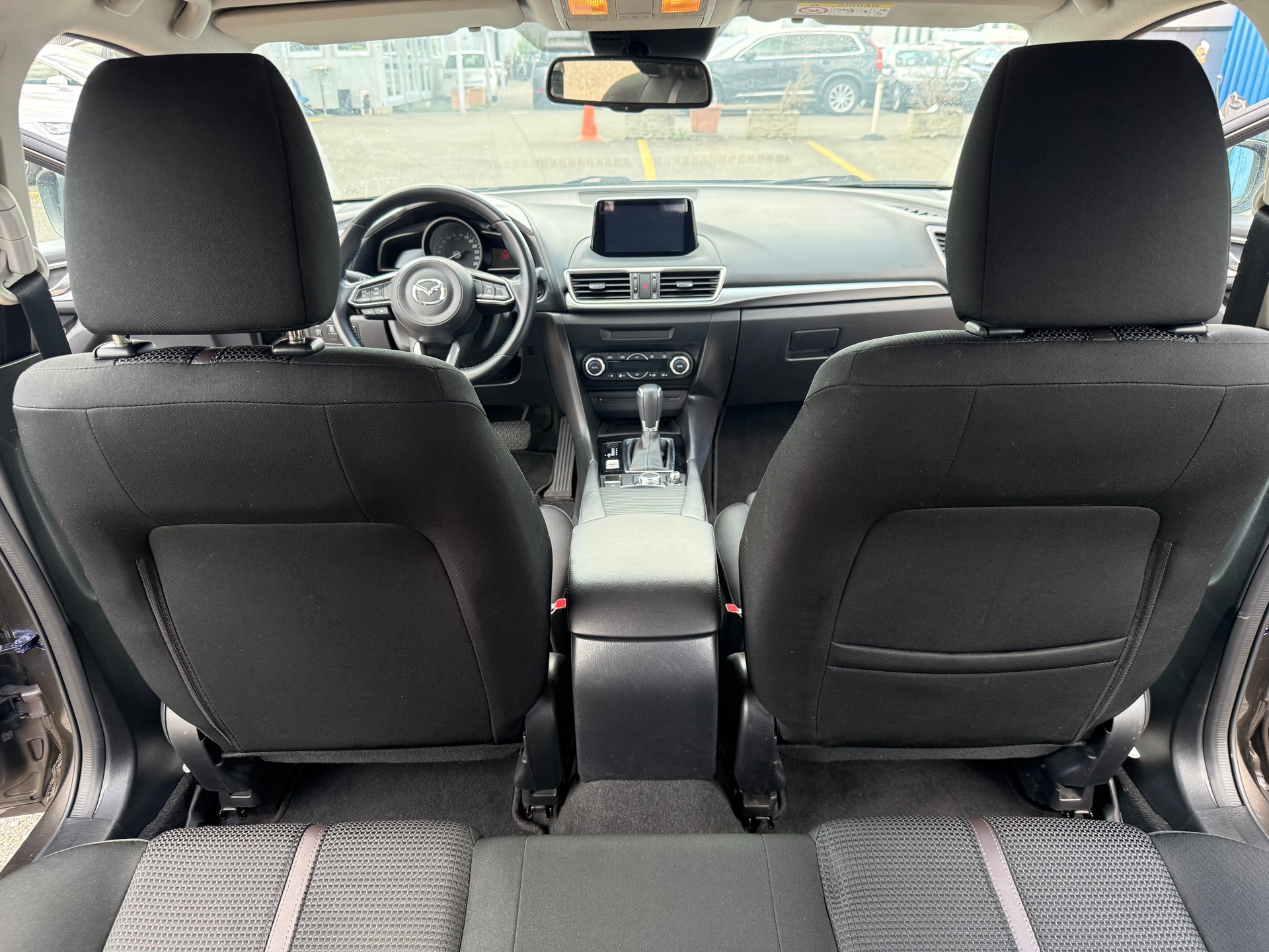 MAZDA 3 SKYACTIV-G 120 Revolution Automat-image-4