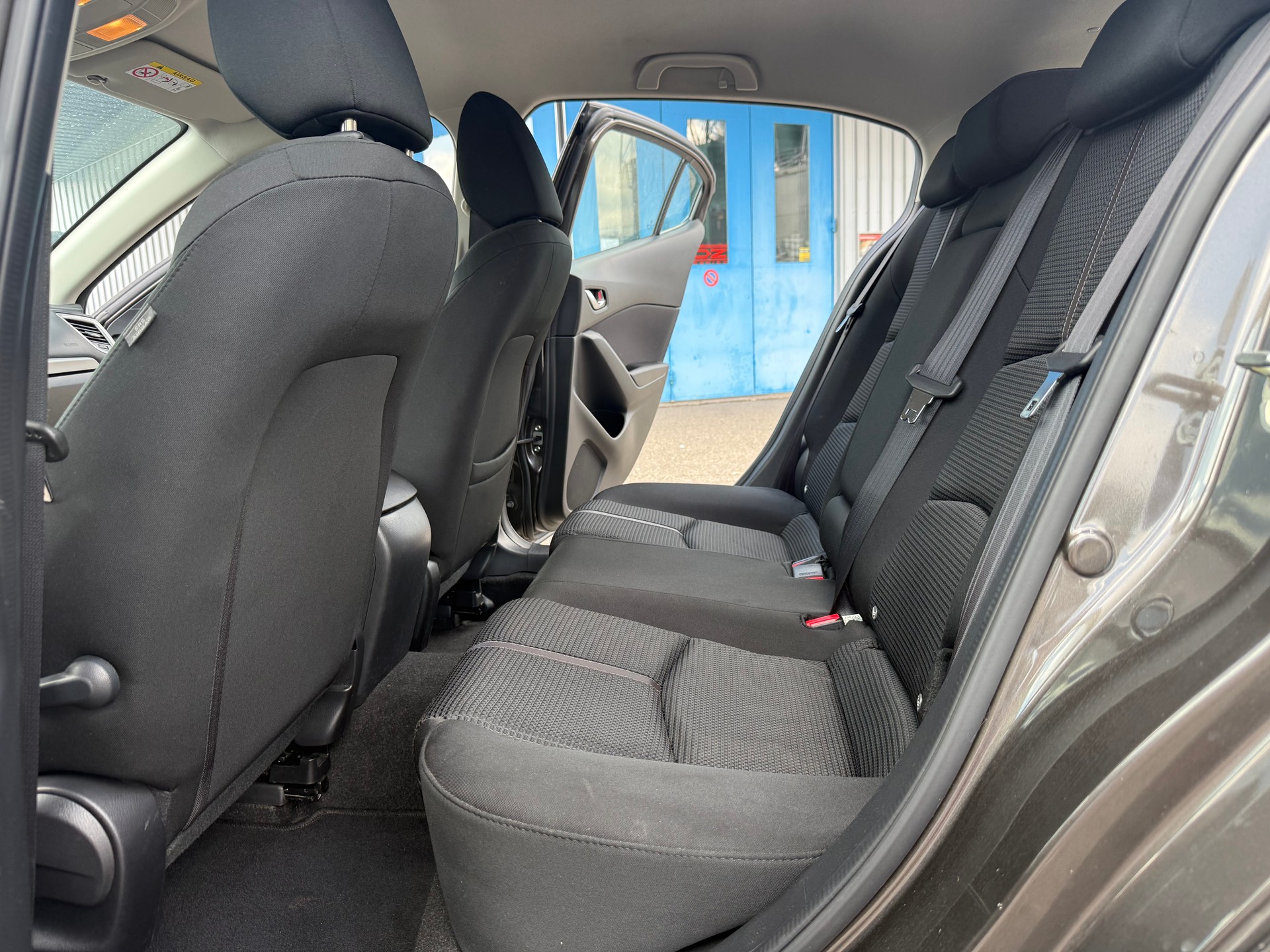 MAZDA 3 SKYACTIV-G 120 Revolution Automat-image-8
