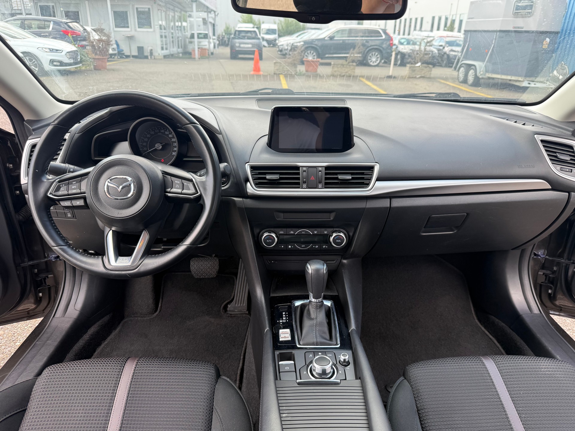 MAZDA 3 SKYACTIV-G 120 Revolution Automat-image-3